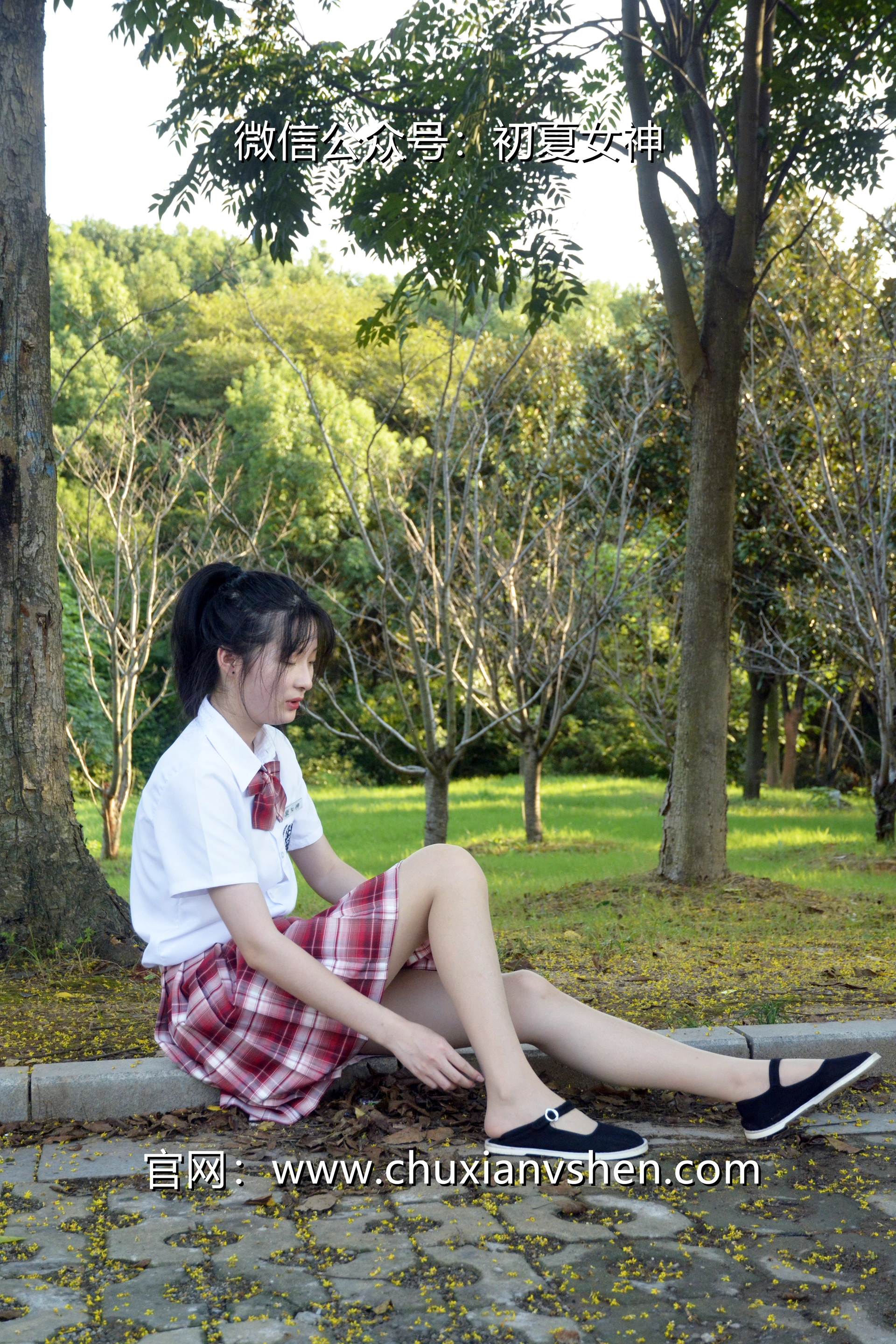初夏女神 NO.092 安妮 草莓色JK[140P+1V／5.98GB]