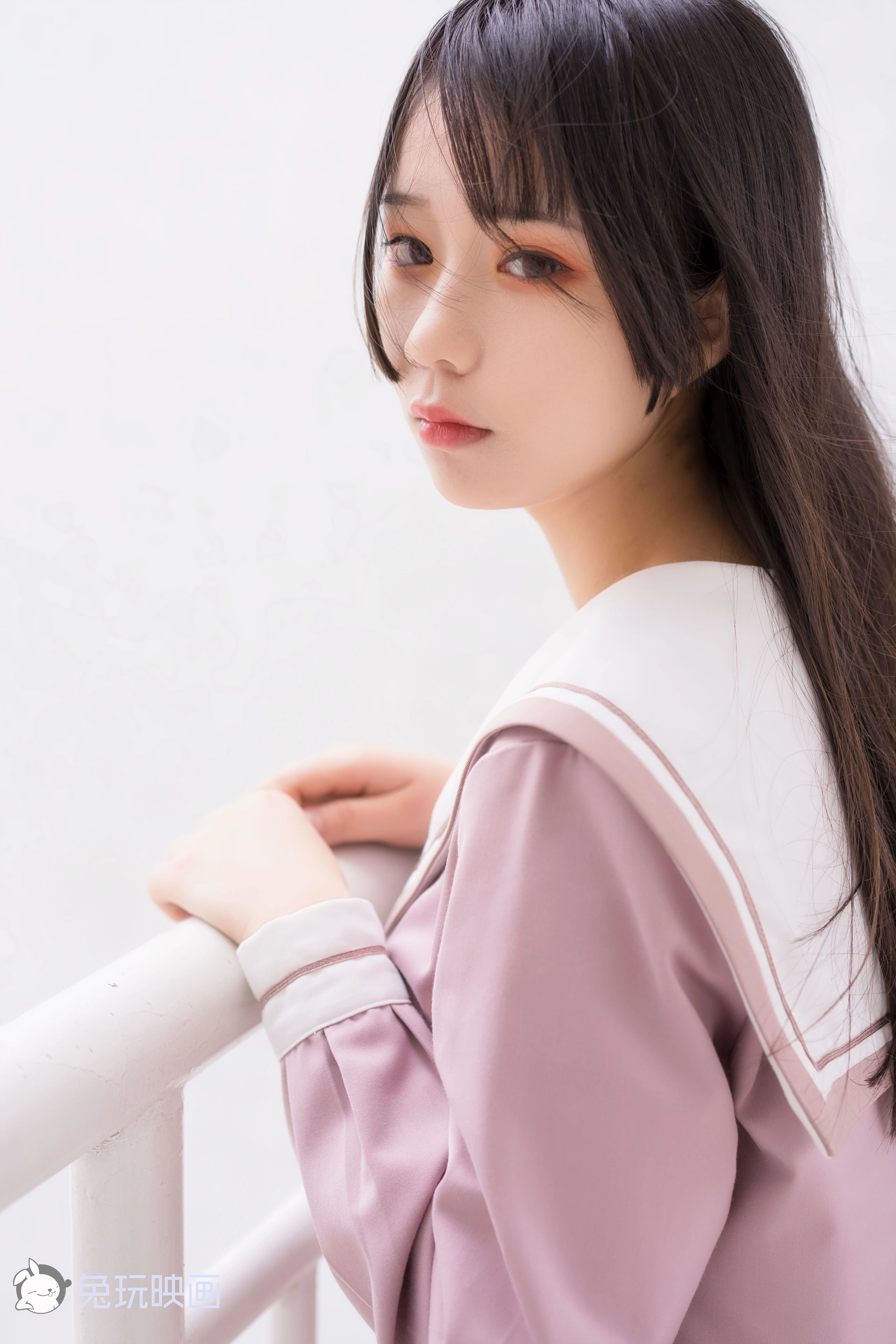 C05.003 粉色JK小姐姐 [49P-304MB]