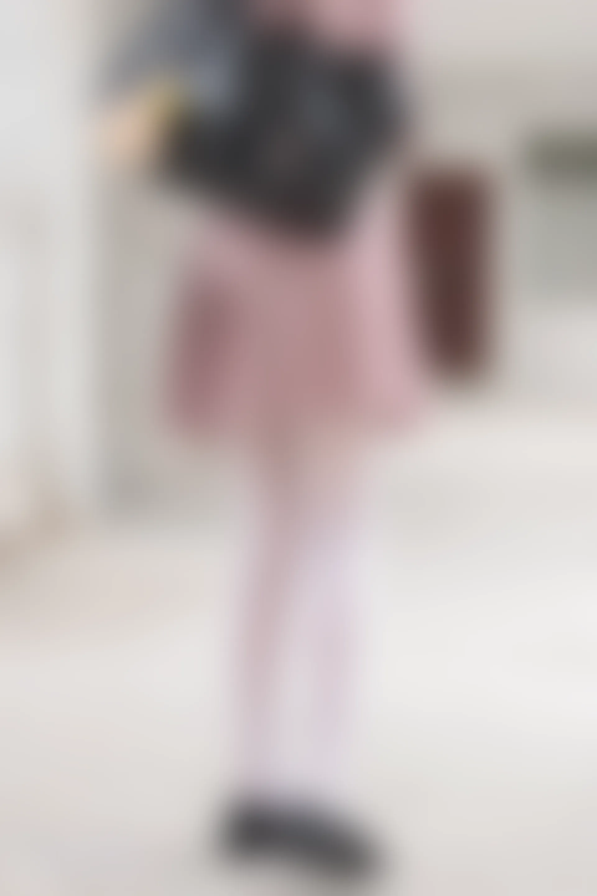 C05.003 粉色JK小姐姐 [49P-304MB]