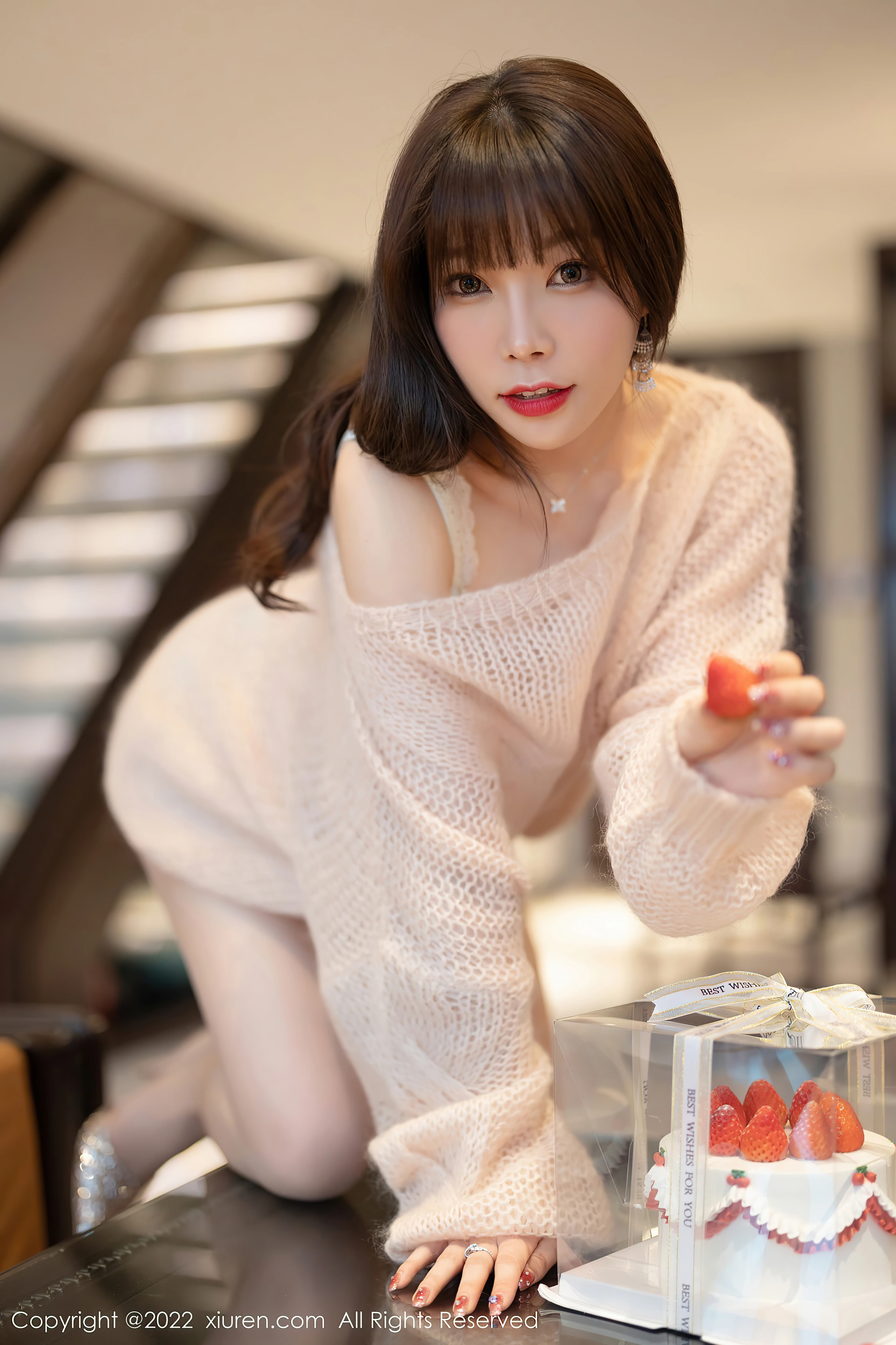 XiuRen秀人网 2022.01.07 No.4435 芝芝Booty 性感美腿[95+1P 760MB]