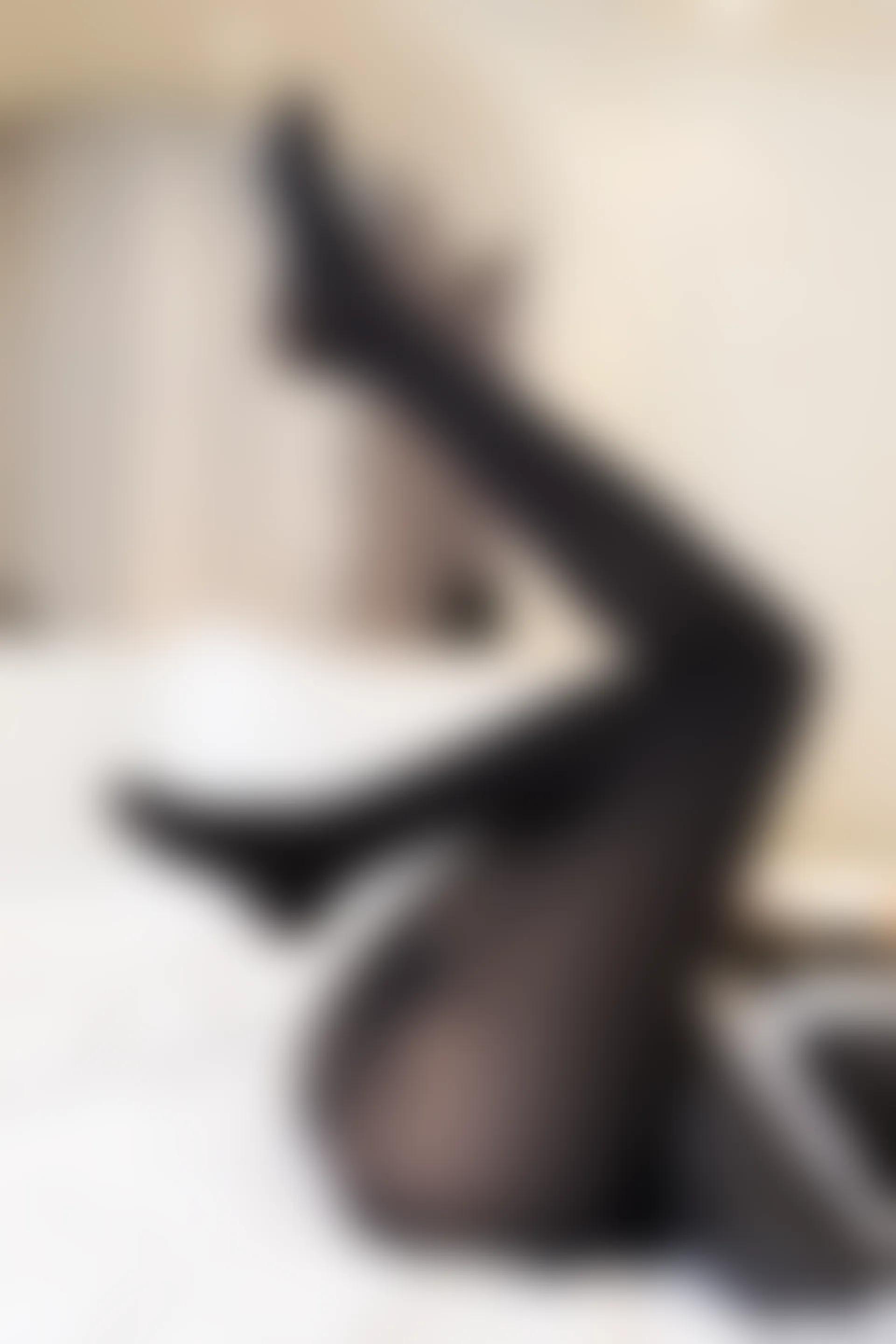 森萝财团 内部VIP系列 微风-05 黑丝高跟女仆装 [117P1V-3.5G]