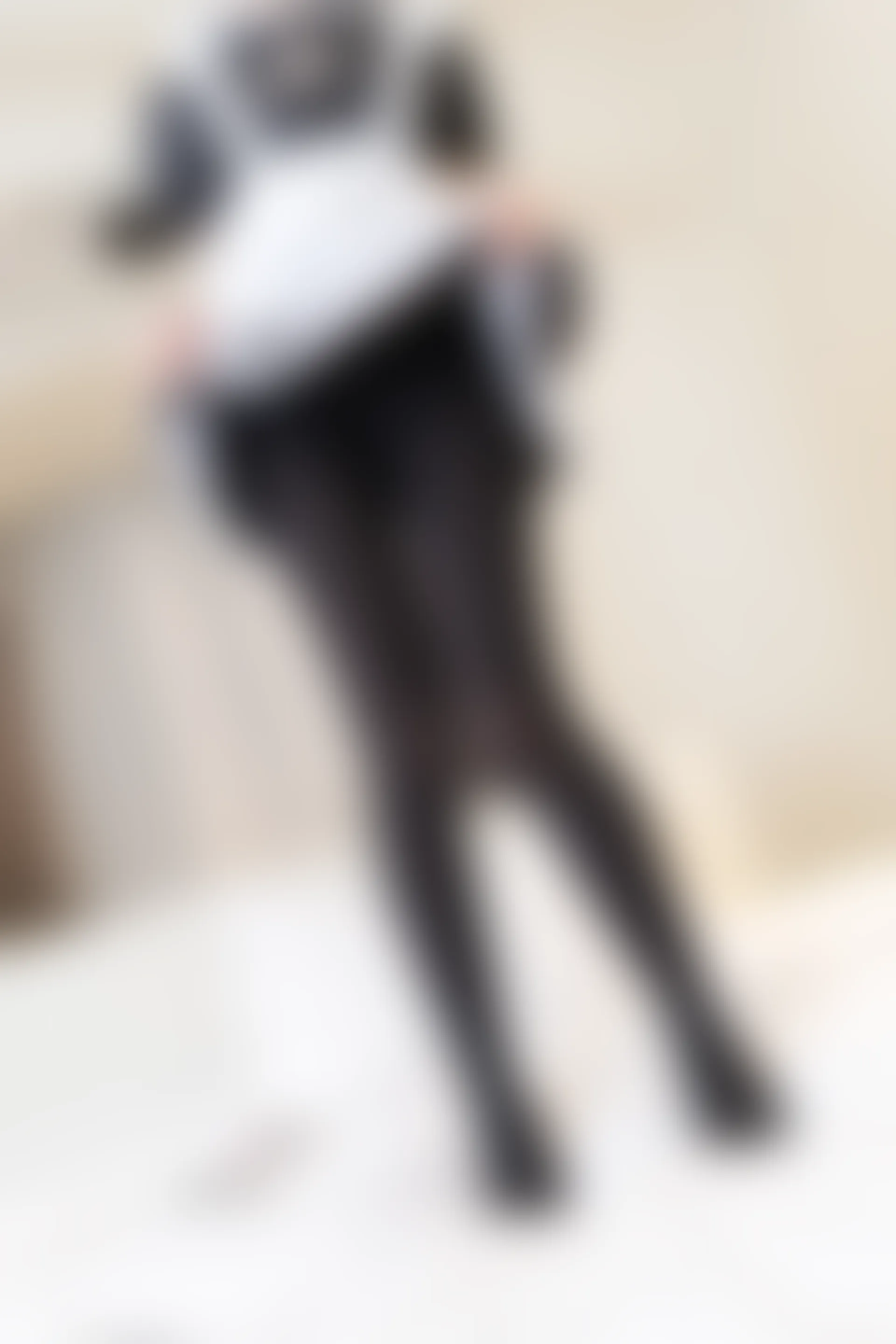 森萝财团 内部VIP系列 微风-05 黑丝高跟女仆装 [117P1V-3.5G]