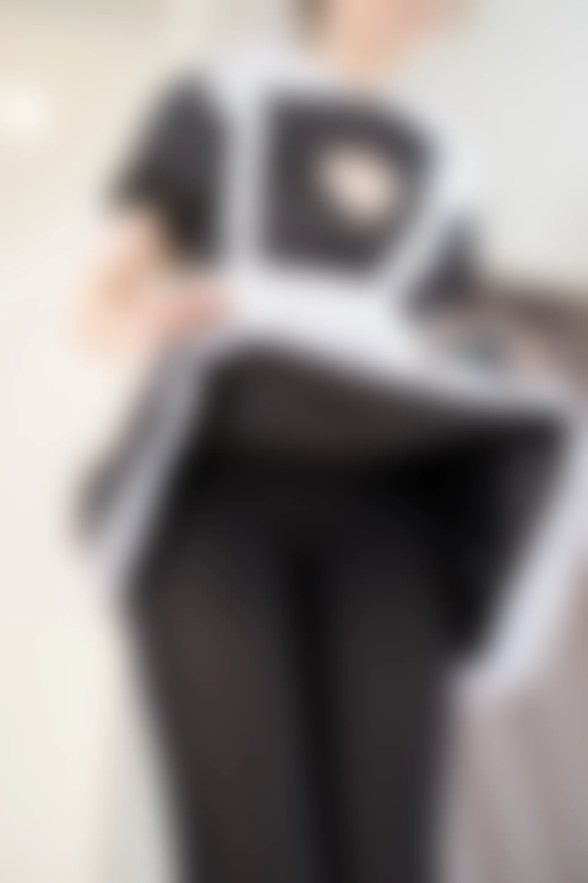 森萝财团 内部VIP系列 微风-05 黑丝高跟女仆装 [117P1V-3.5G]