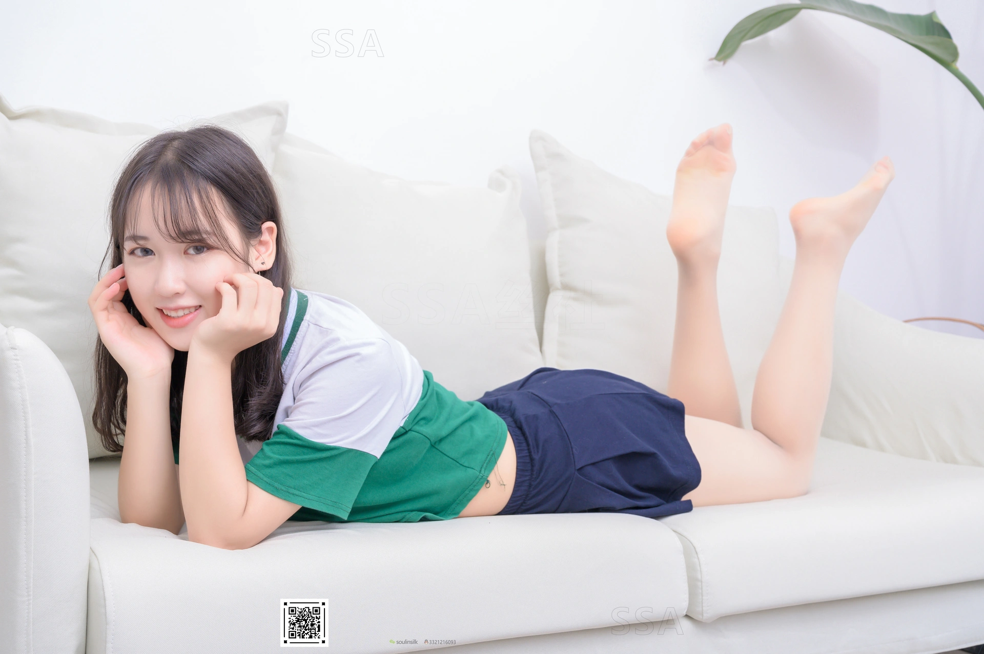 SSA丝社 超清写真 NO.216 小夏 齐臀短裙（下）[99P／1.28GB]