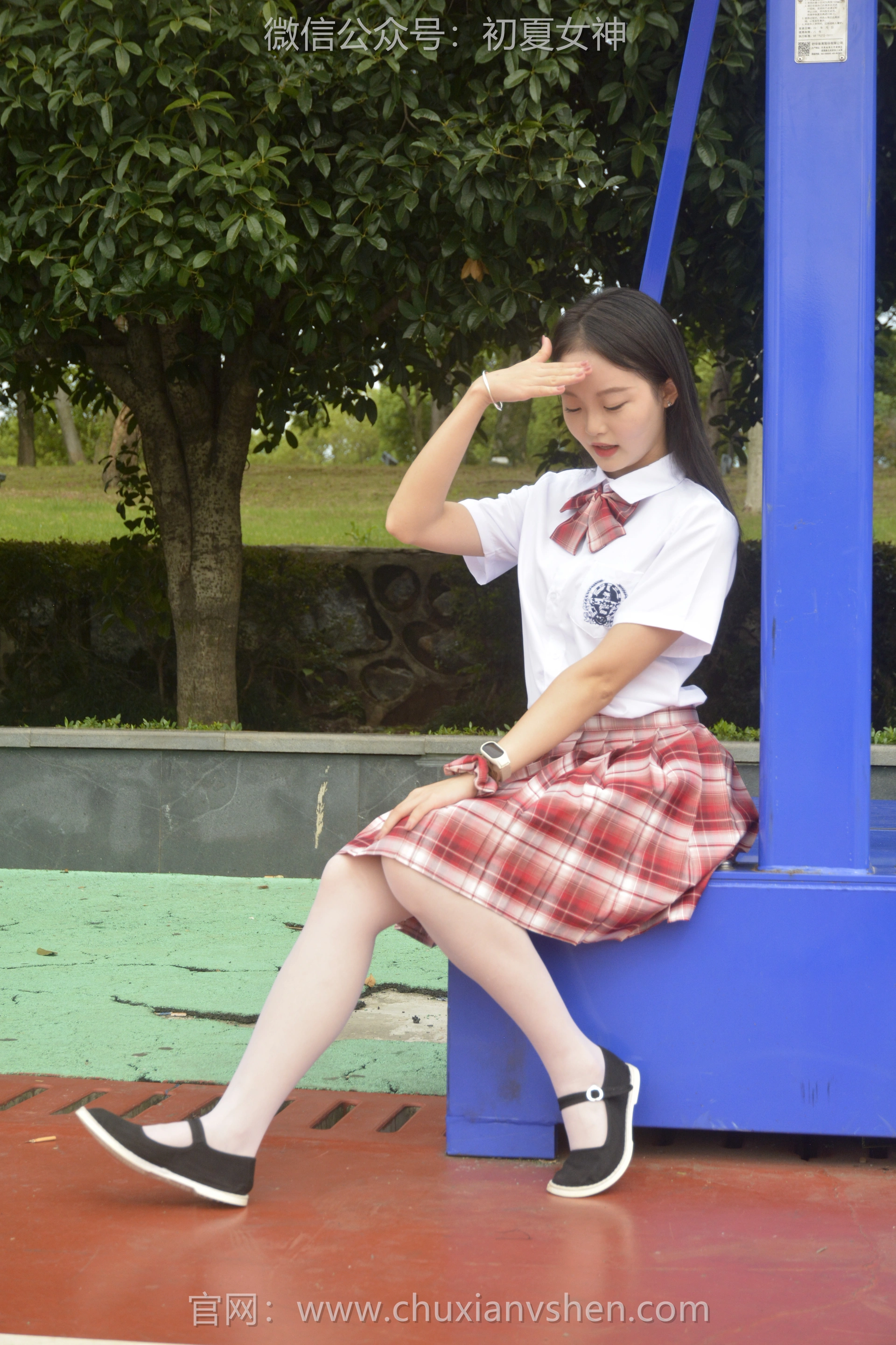 初夏女神 NO.091 双双 大红JK套[130P+1V／4.98GB]