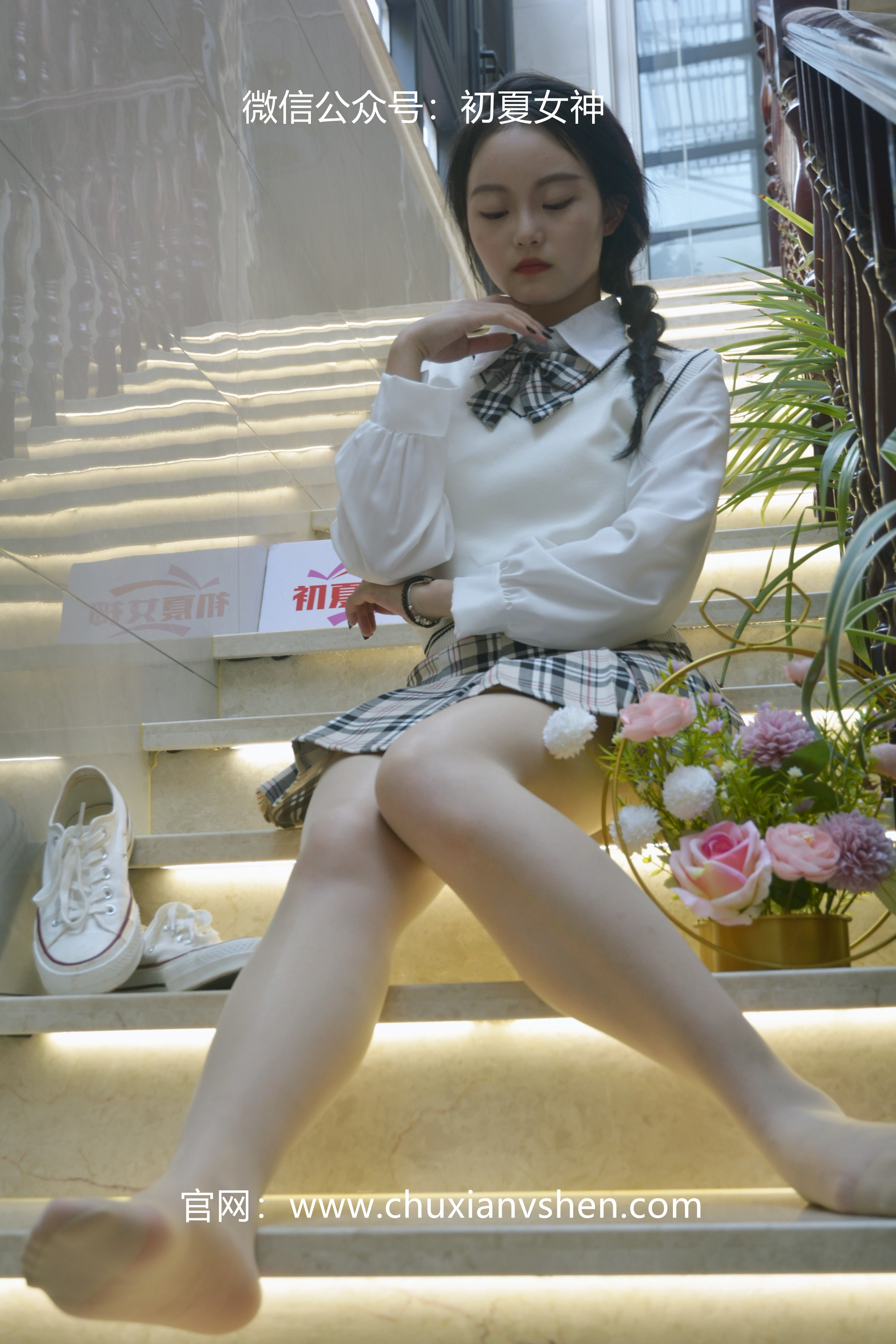 初夏女神 NO.040 双双 改良JK套[125P+1V／4.83GB]