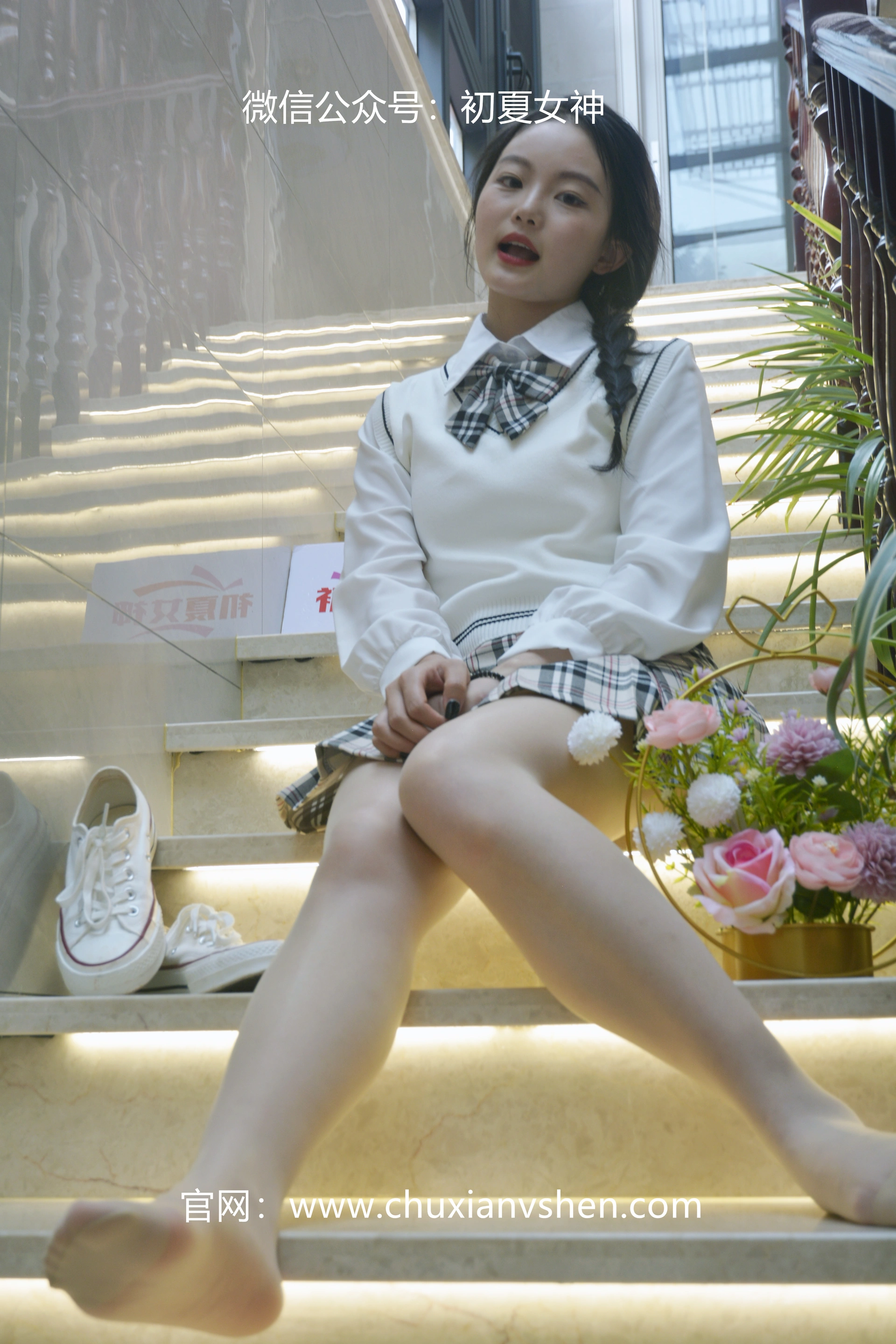 初夏女神 NO.040 双双 改良JK套[125P+1V／4.83GB]