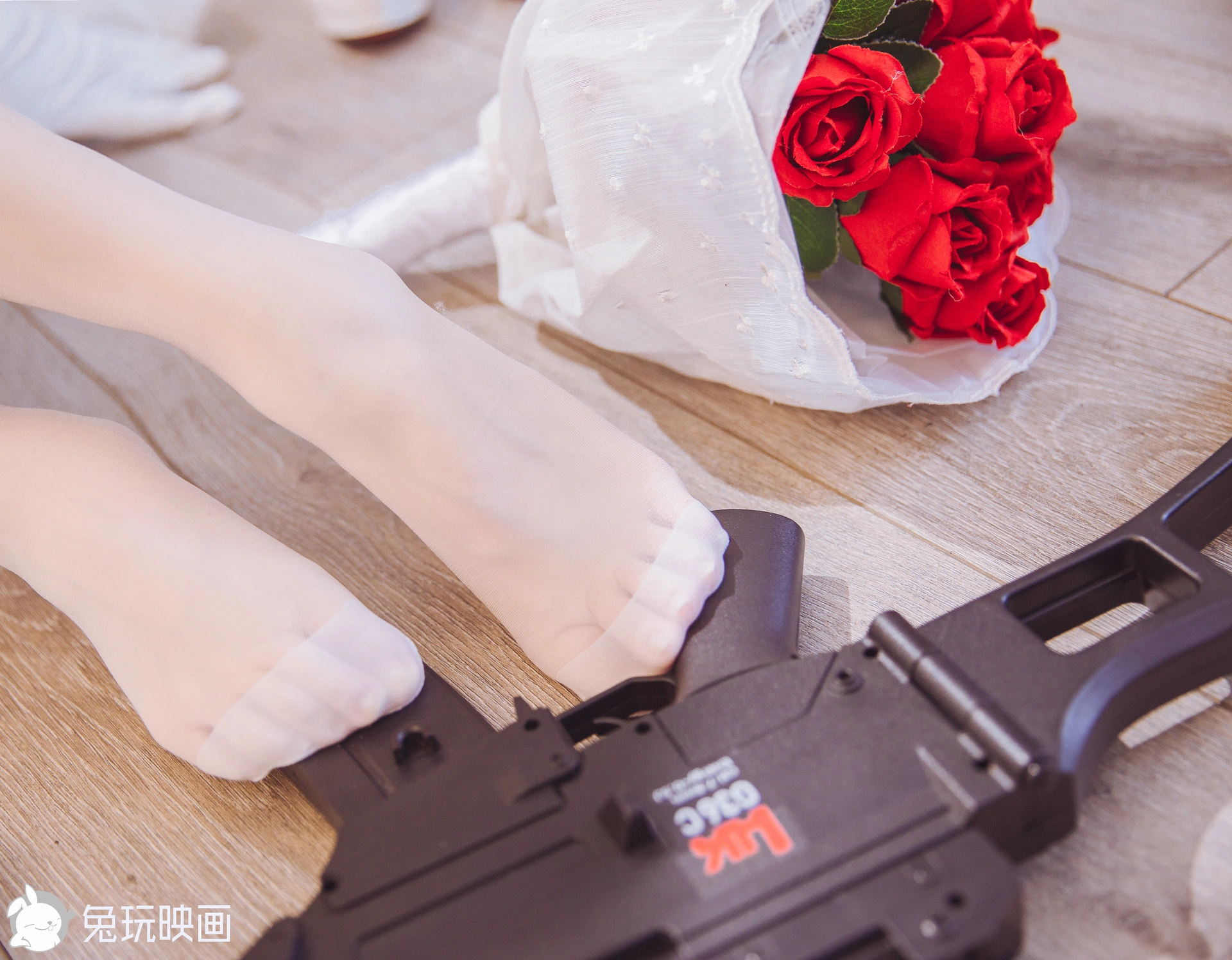 C25.005 少女前线花嫁 [40P-477MB]