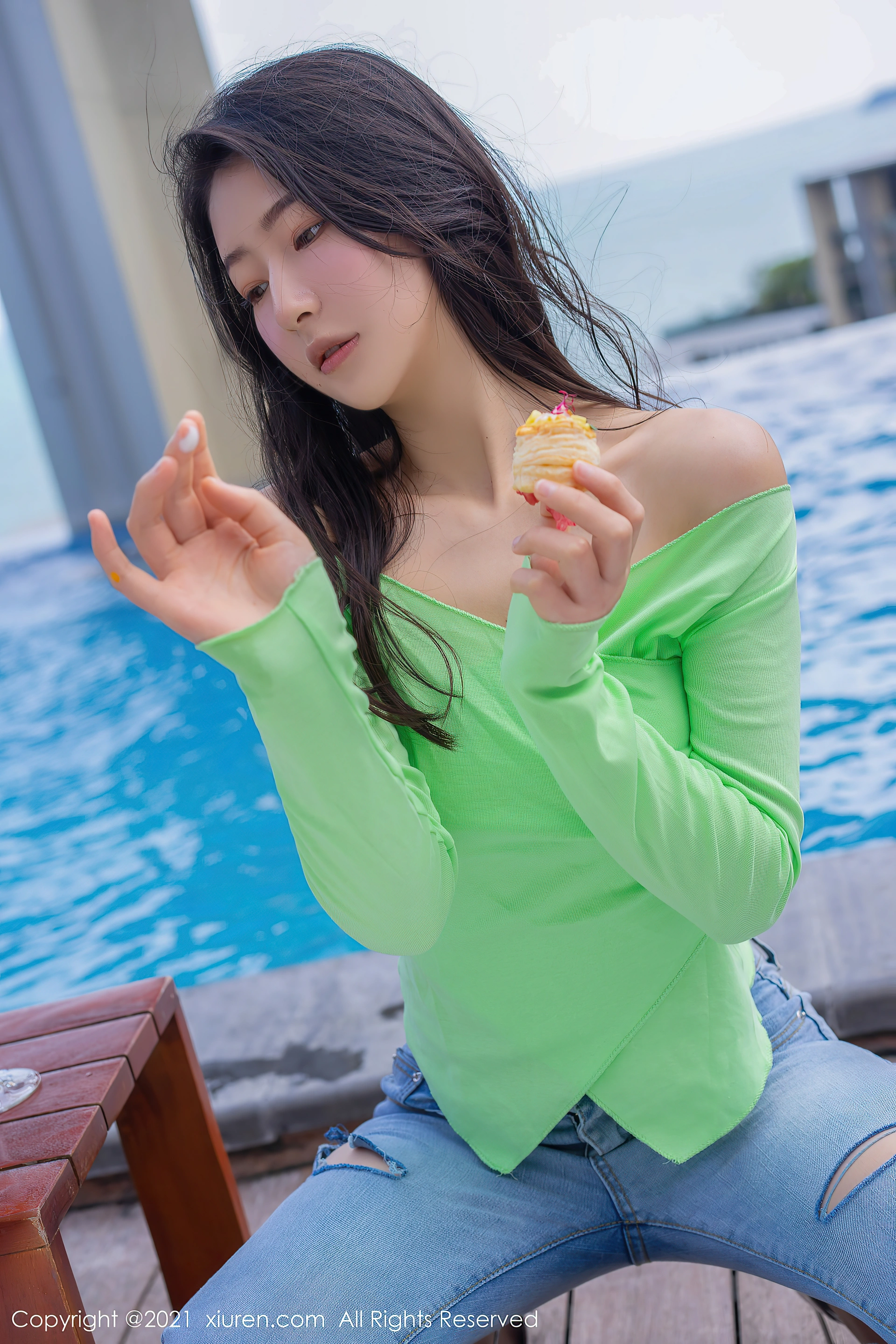 XiuRen秀人网 2021.12.29 No.4403 熊小诺 三亚旅拍[74+1P 639MB]