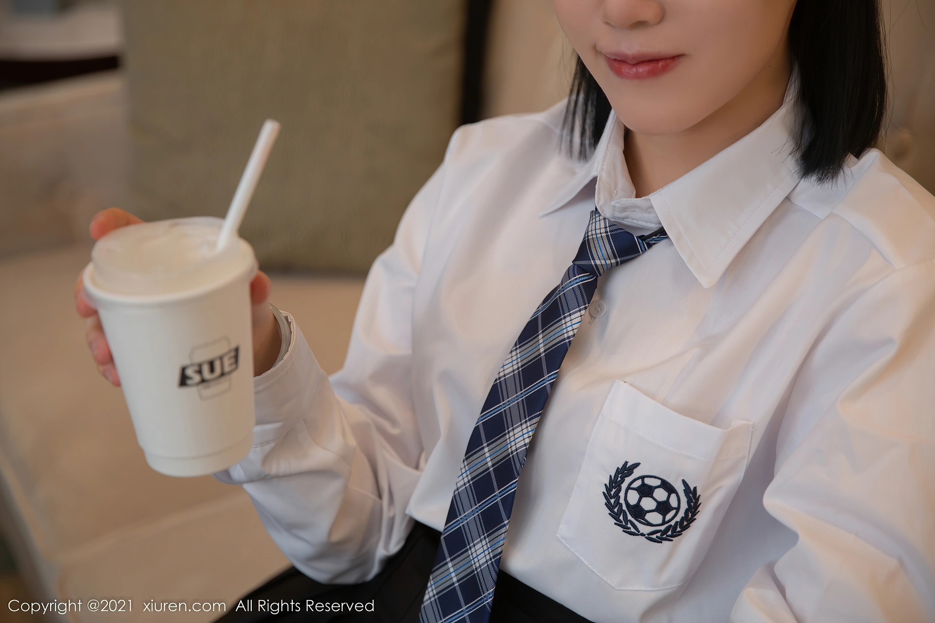 XiuRen秀人网 2021.12.21 No.4364 一颗甜蛋黄a 性感黑丝[79+1P 740MB]