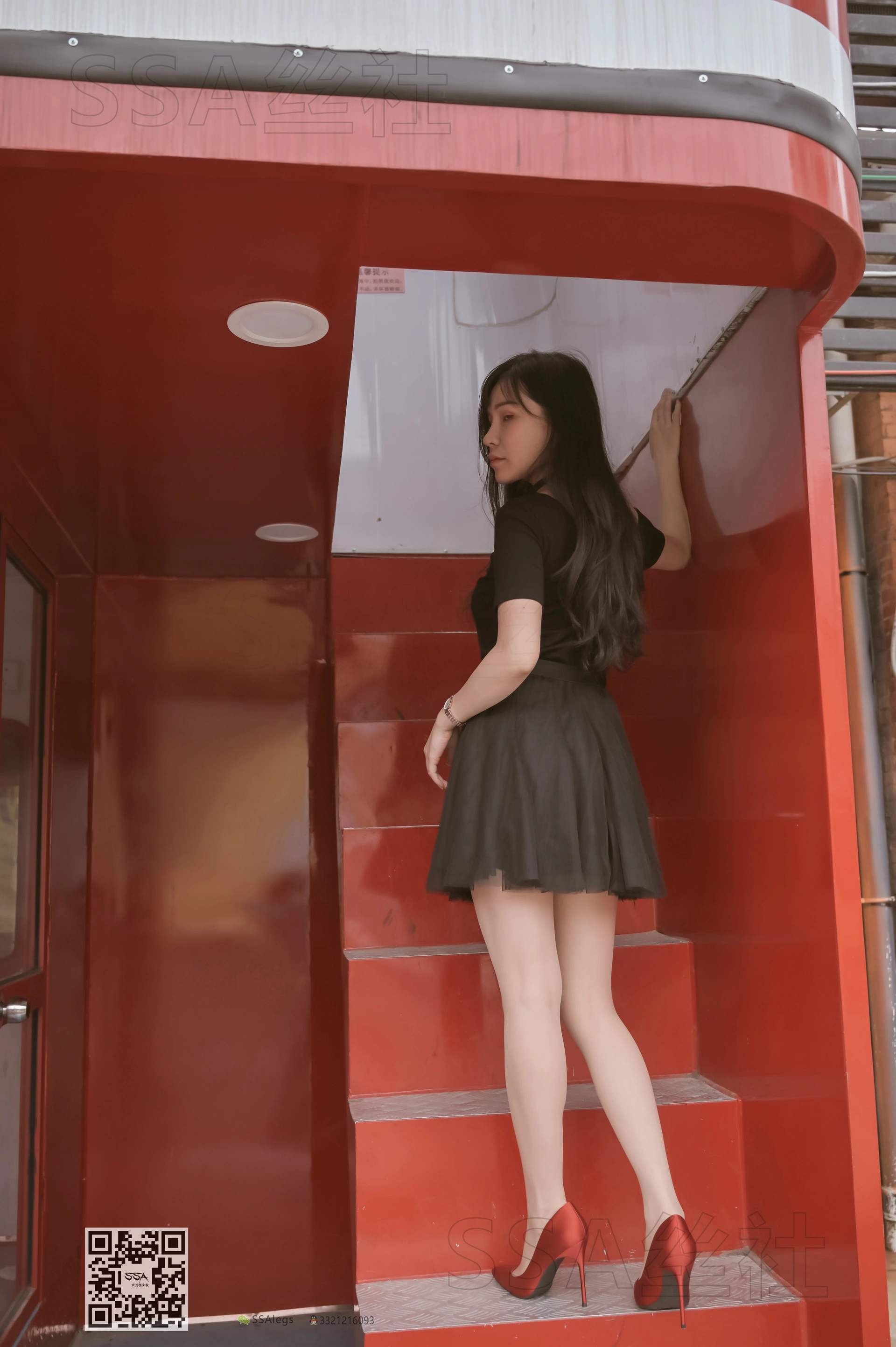 SSA丝社 超清写真 NO.097 雪梨 腿模雪梨街拍红色高跟鞋肉丝[120P-783MB]