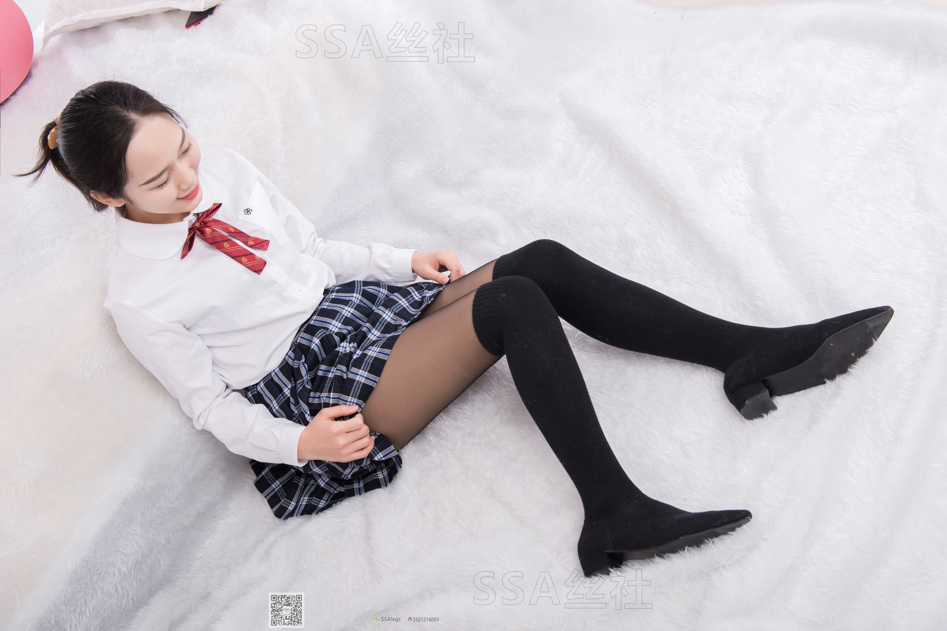 SSA丝社 超清写真 NO.073 萱萱 JK制服黑丝写真集[122P-1.41GB]
