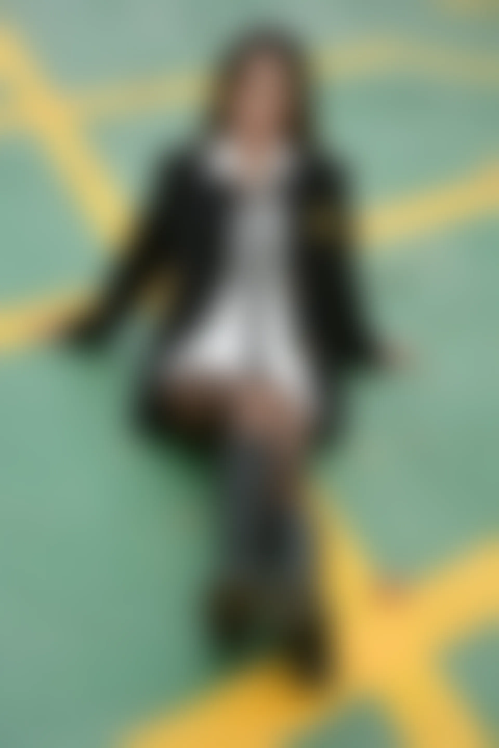 初夏女神 NO.115 依依 学校车库[140P+1V／2.89GB]