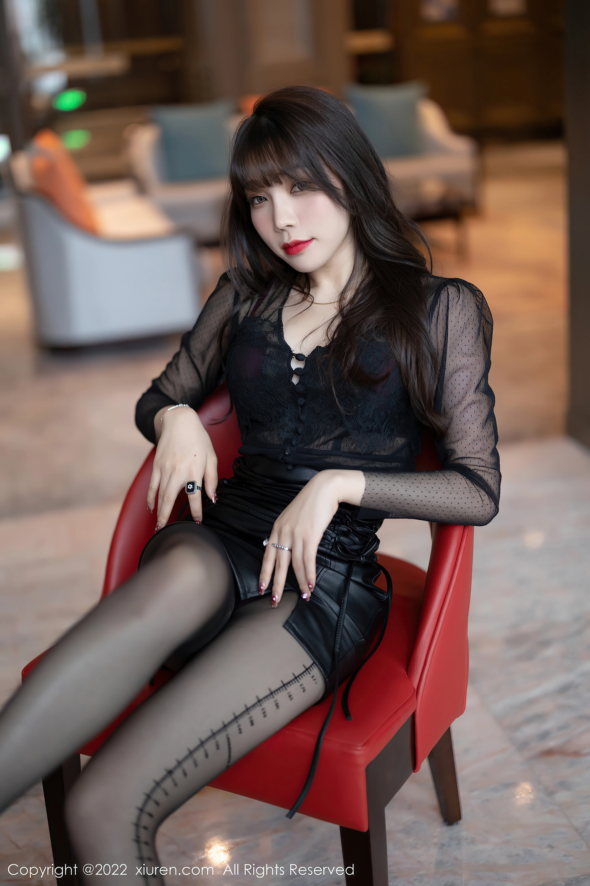 XiuRen秀人网 2022.01.13 No.4462 芝芝Booty 黑丝美腿[92+1P 791MB]