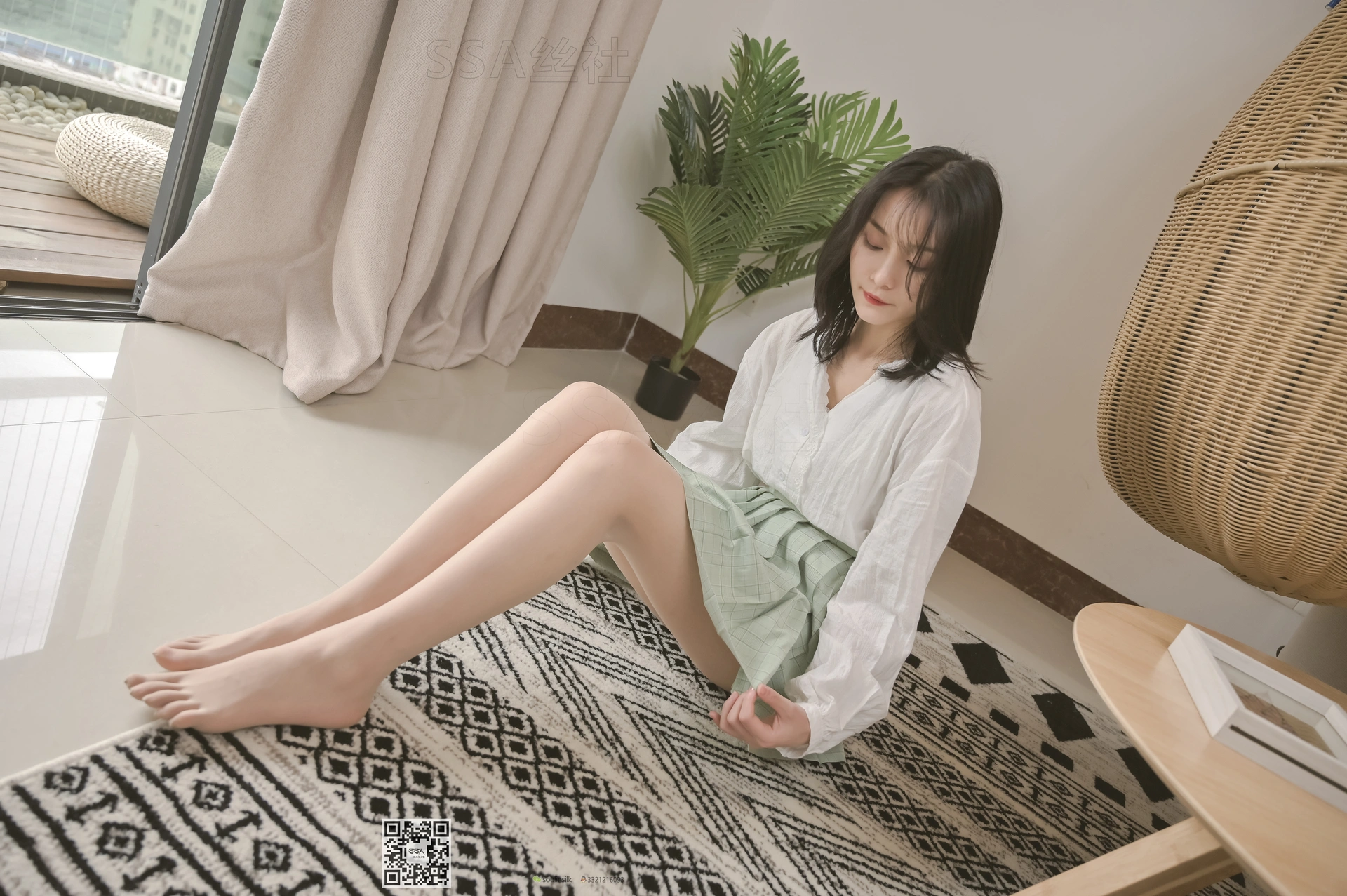 SSA丝社 超清写真 NO.106 丽萍 颠覆你的审美 五指丝袜，送花絮视频[176P-2.01GB]