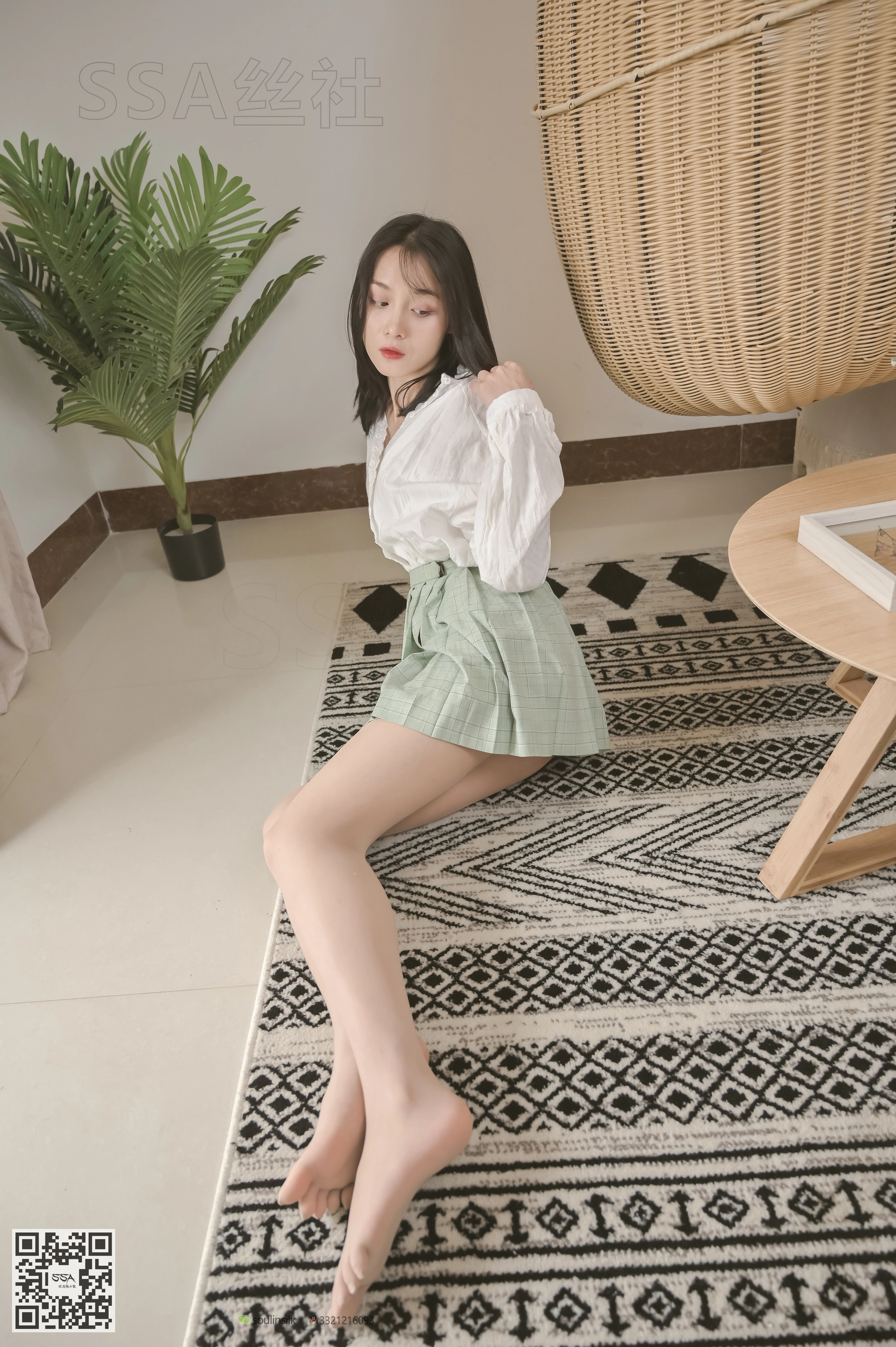 SSA丝社 超清写真 NO.106 丽萍 颠覆你的审美 五指丝袜，送花絮视频[176P-2.01GB]