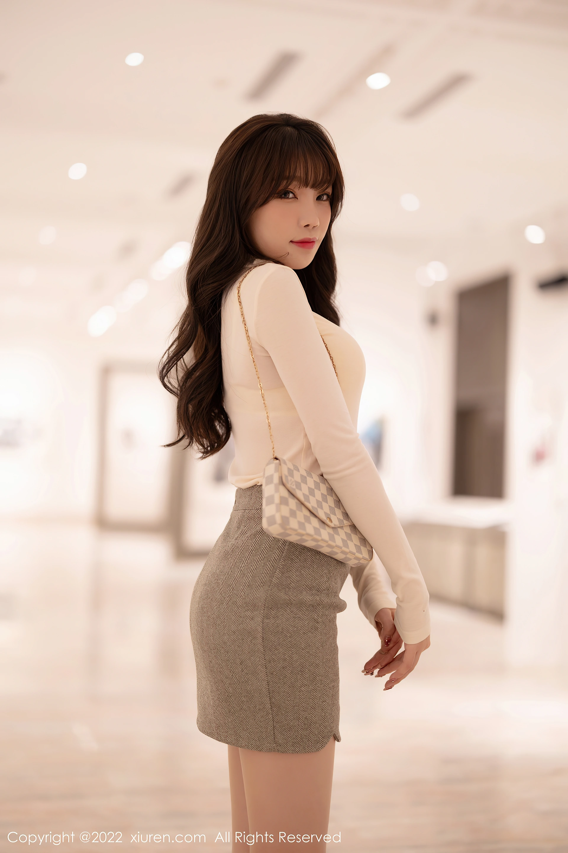 XiuRen秀人网 2022.01.17 No.4474 芝芝Booty 御姐美腿[98+1P 799MB]