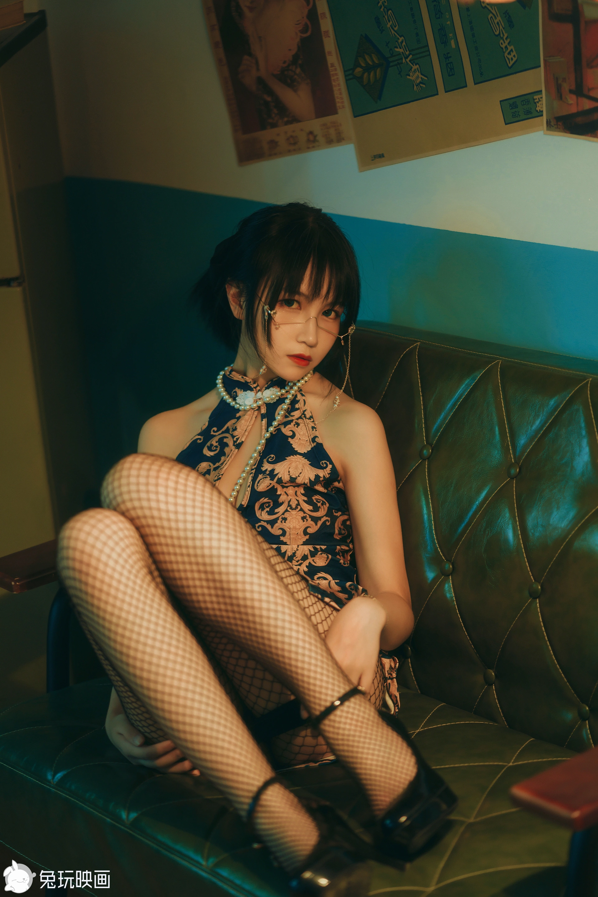 C14.008 珠光宝气 [39P-542MB]