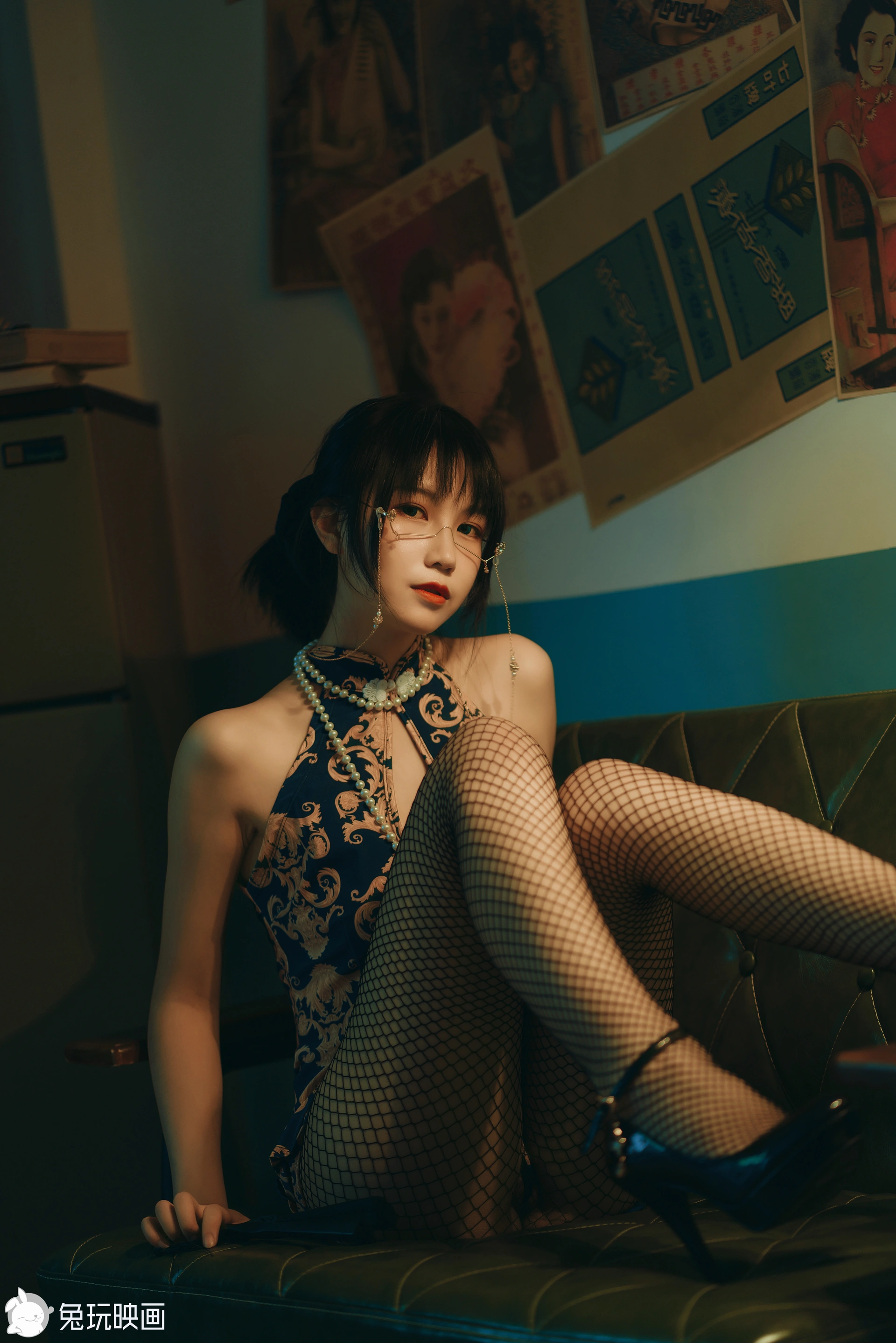 C14.008 珠光宝气 [39P-542MB]