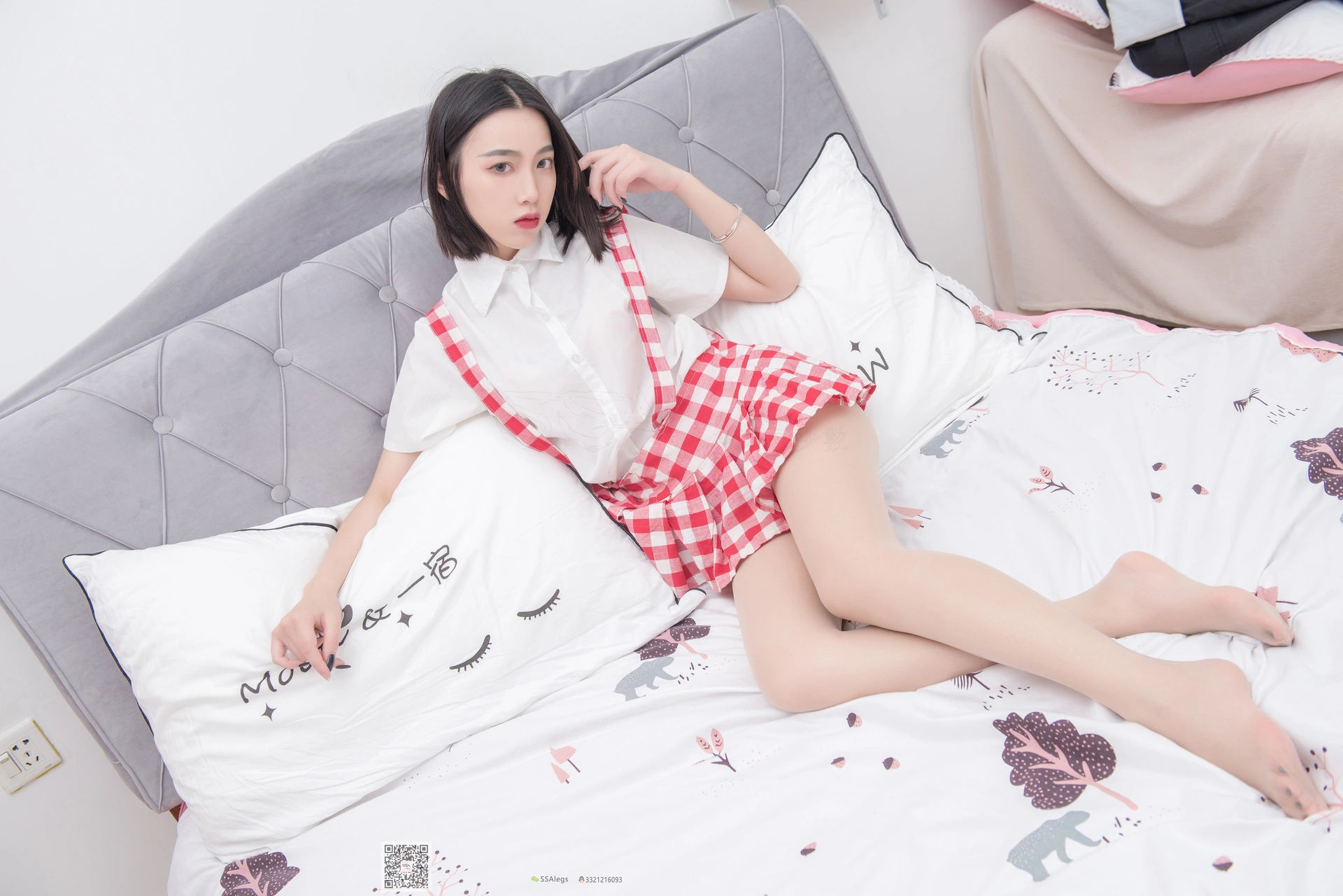 SSA丝社 超清写真 NO.033 大大 红白格子齐臀超短裙肉丝[99P-809MB]