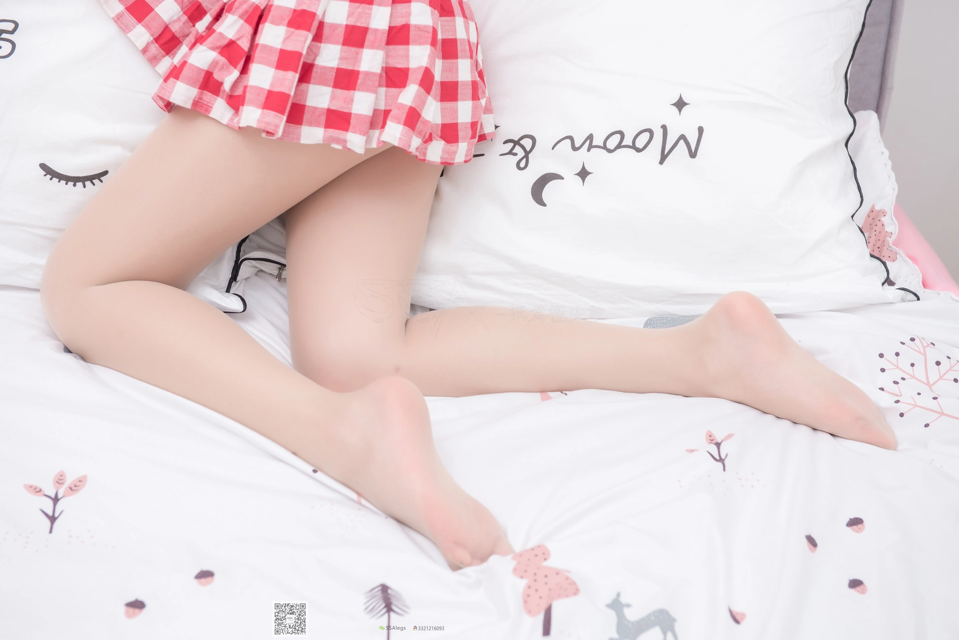 SSA丝社 超清写真 NO.033 大大 红白格子齐臀超短裙肉丝[99P-809MB]