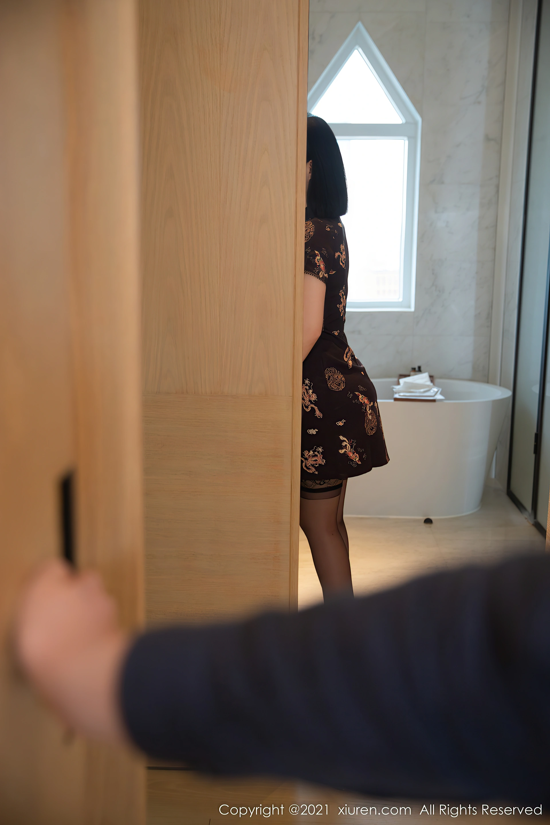 XiuRen秀人网 2021.12.14 No.4334 一颗甜蛋黄a 黑丝美腿[80+1P 763MB]