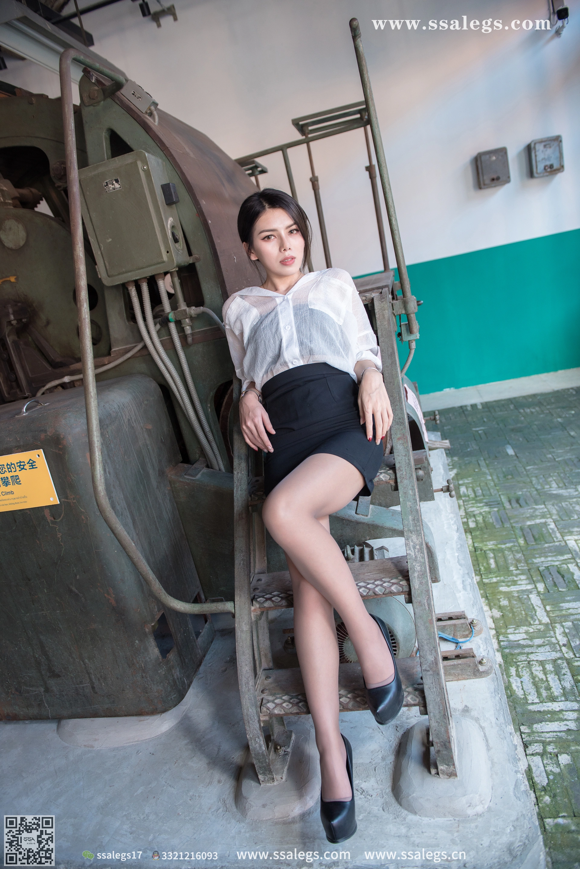 SSA丝社 超清写真 NO.021 混血美女芷沫浪漫咖啡色丝袜街拍[99P-1.26GB]
