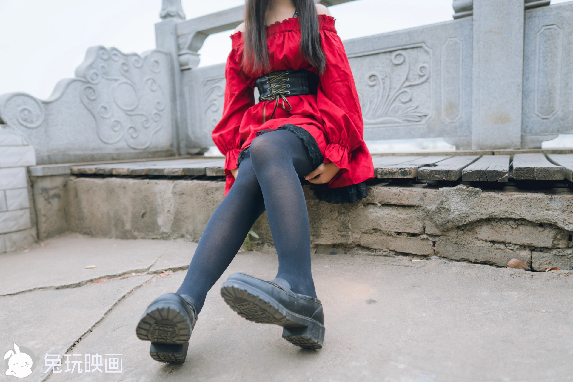 C35.003 红与黑 [40P-385MB]