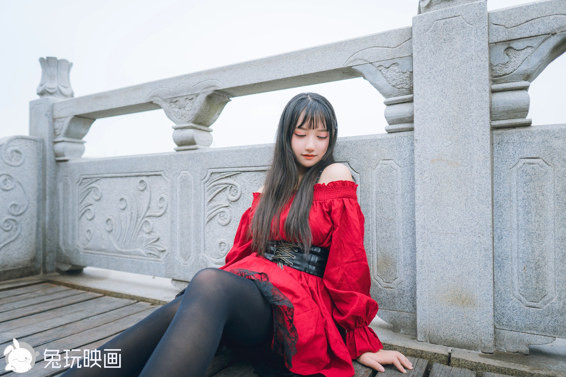 C35.003 红与黑 [40P-385MB]