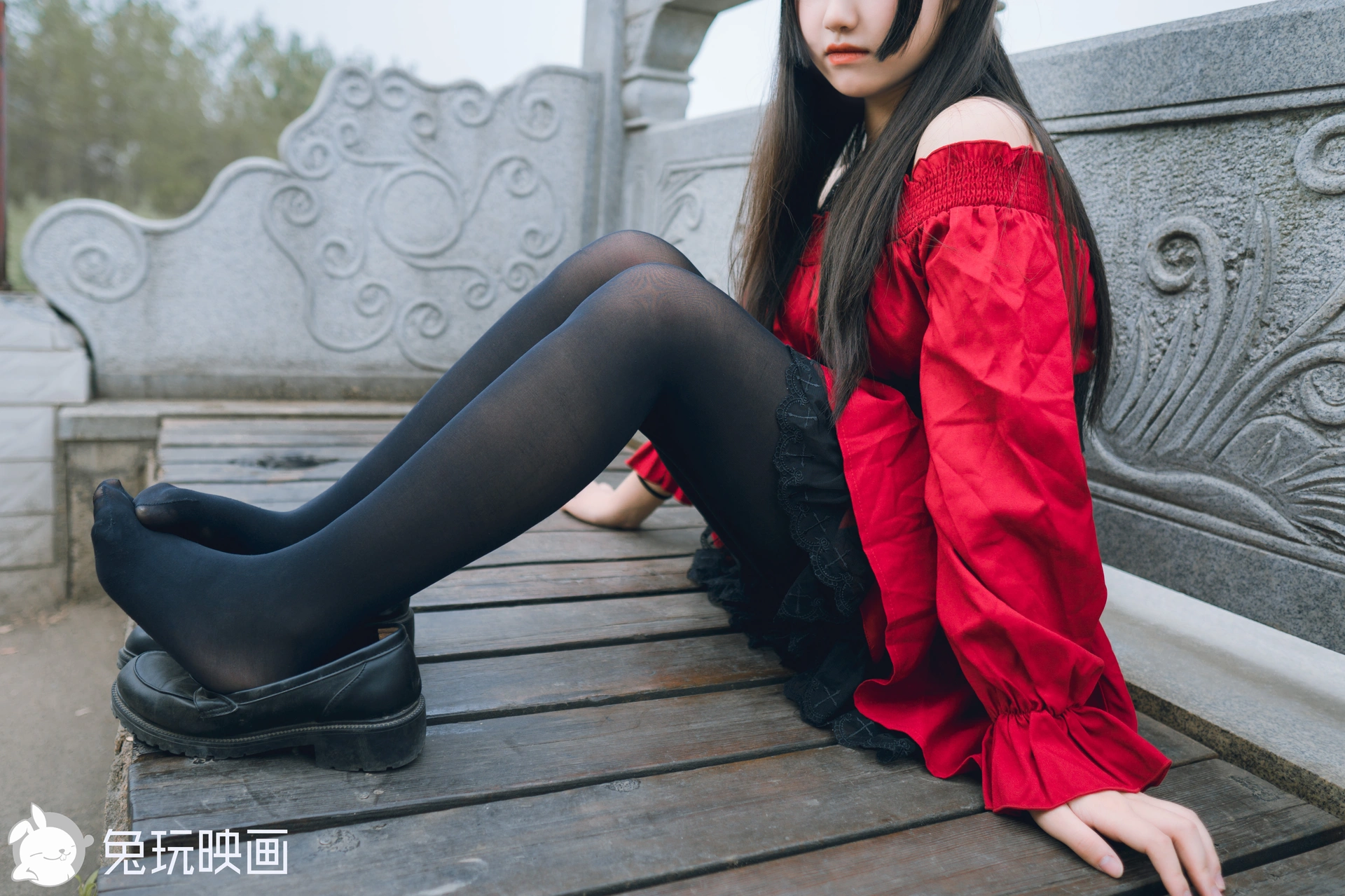 C35.003 红与黑 [40P-385MB]