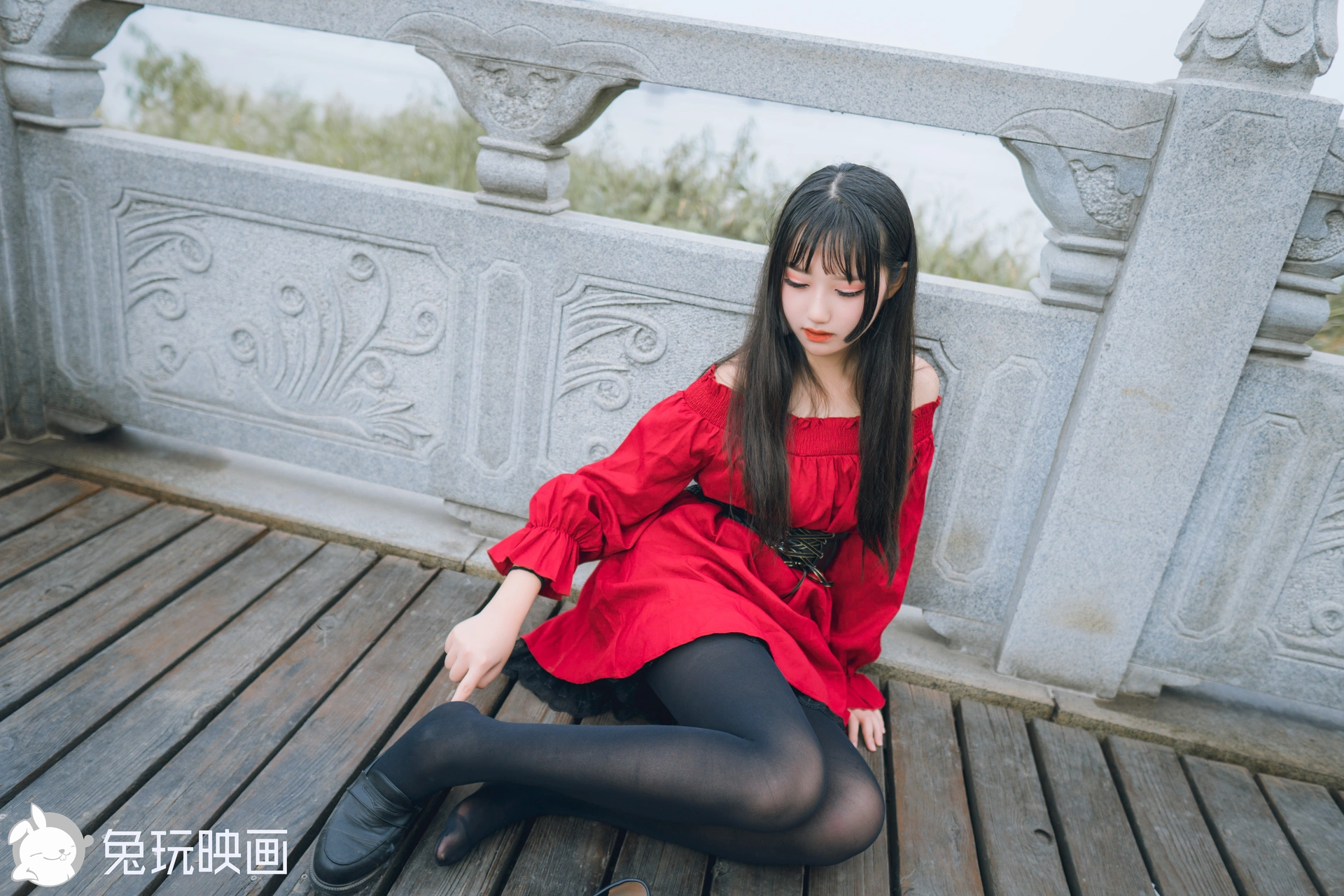C35.003 红与黑 [40P-385MB]