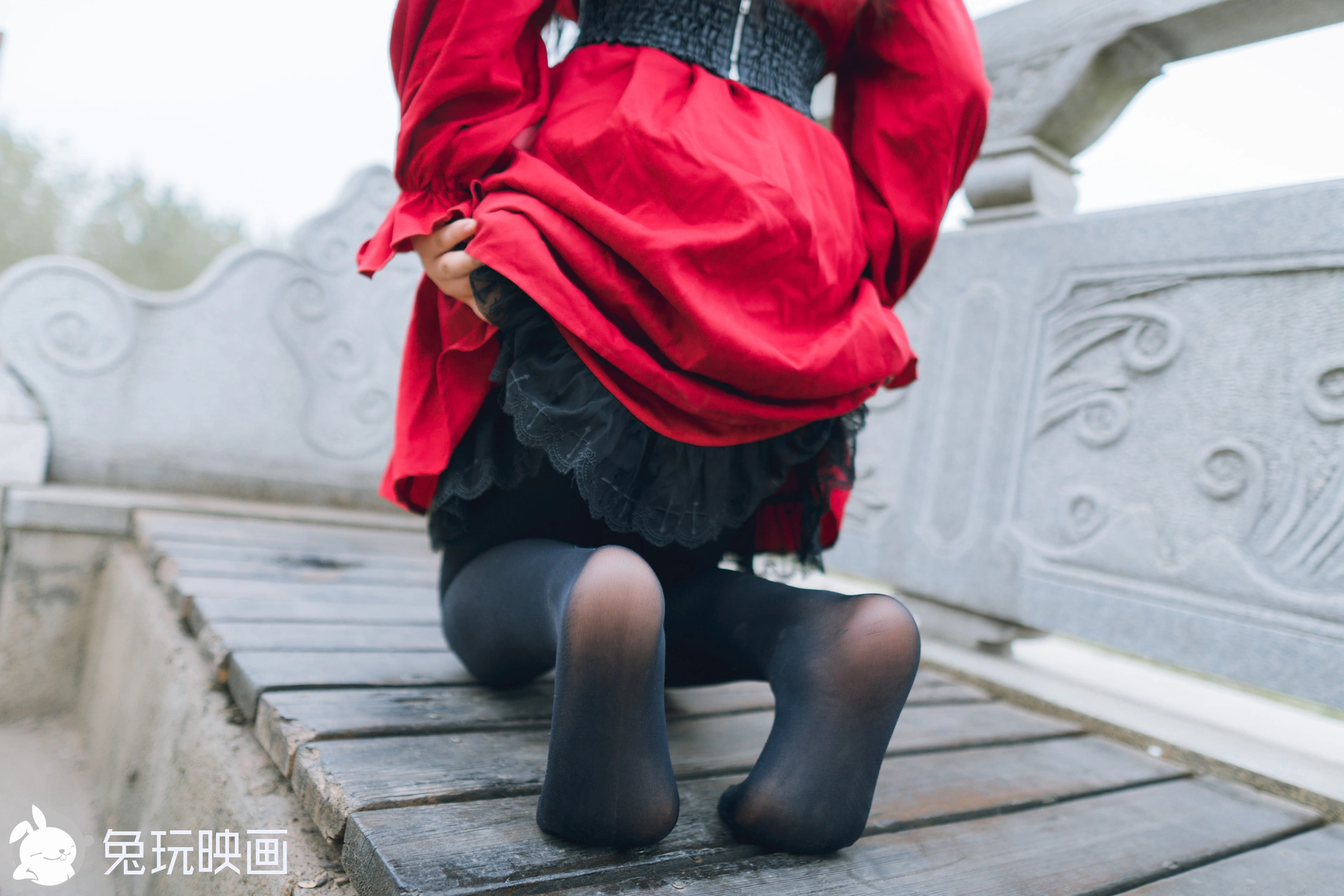 C35.003 红与黑 [40P-385MB]