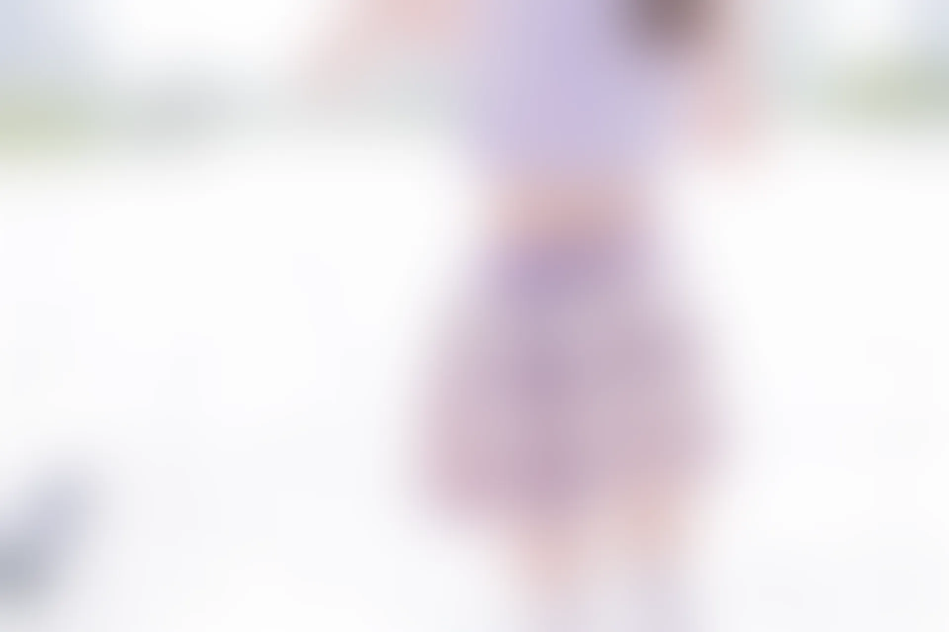 C18.008 紫红色格裙 [40P-39MB]