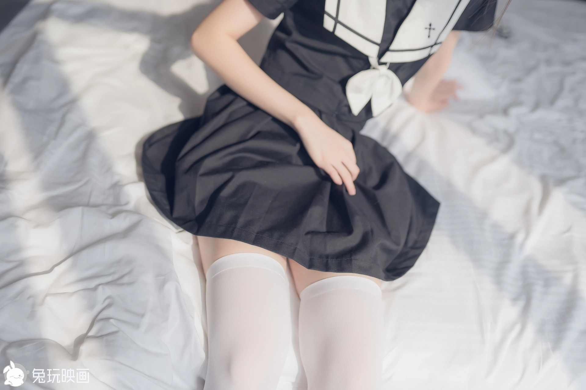 C29.007 制服就要配白丝 [40P-57MB]