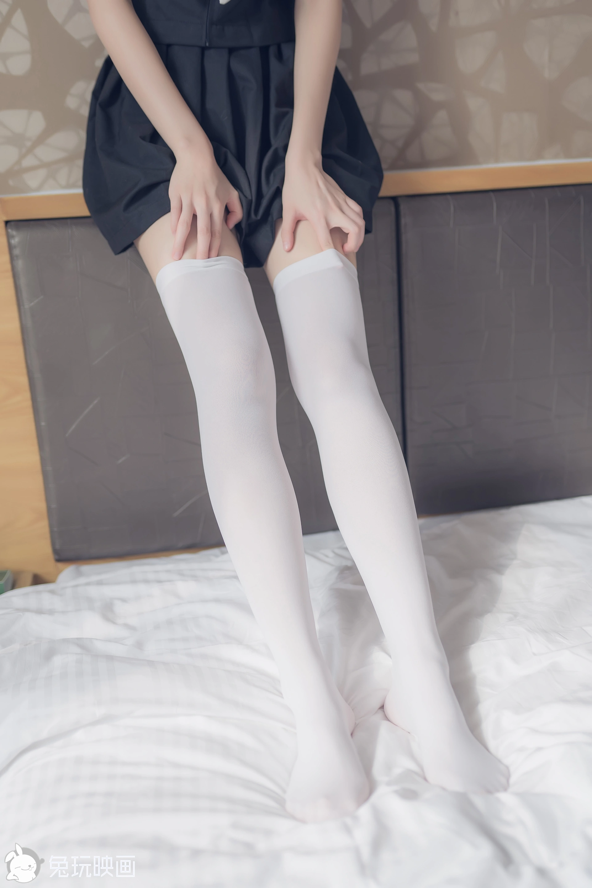 C29.007 制服就要配白丝 [40P-57MB]