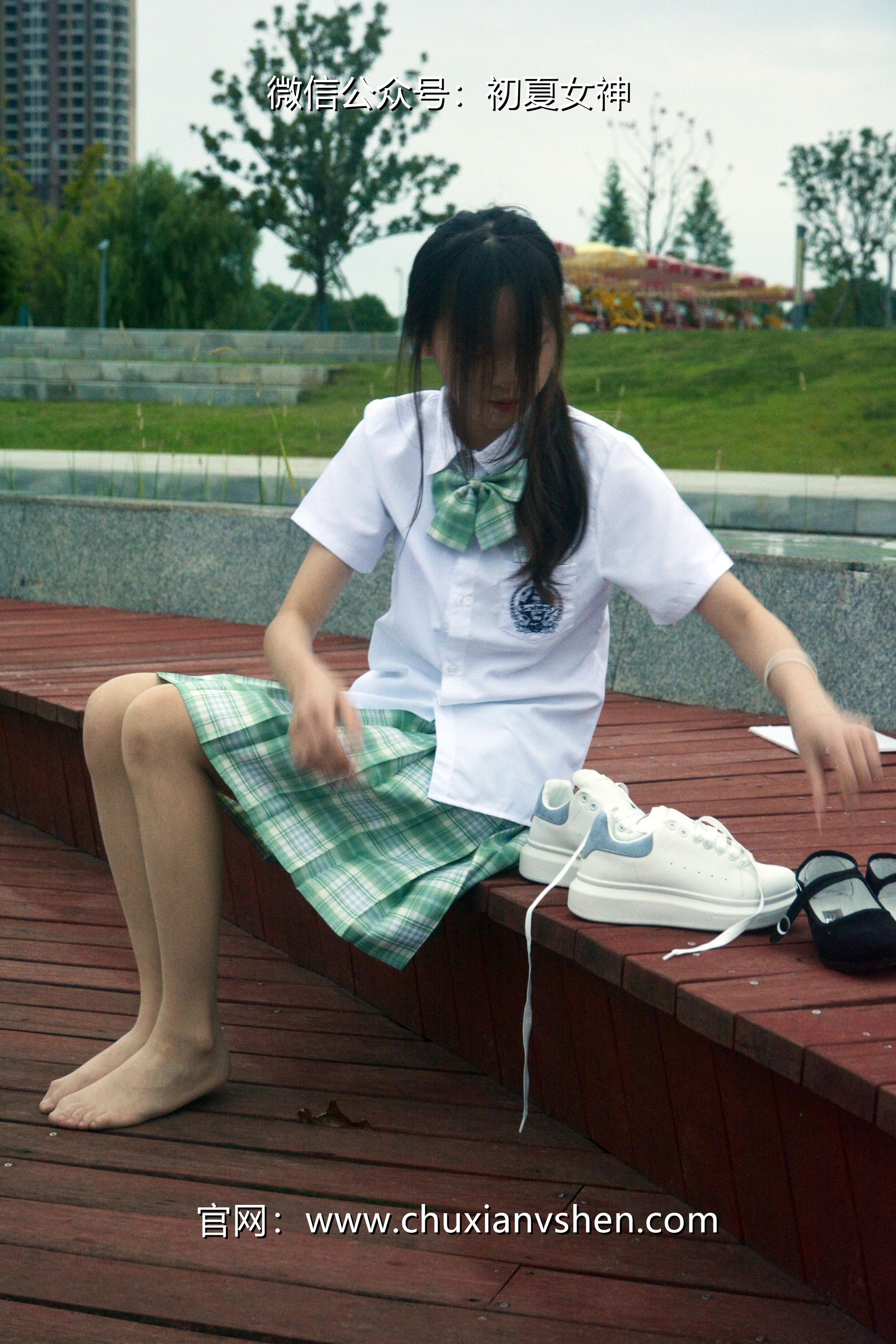 初夏女神 NO.029 情情 绿色JK套[72P+1V／5.02GB]