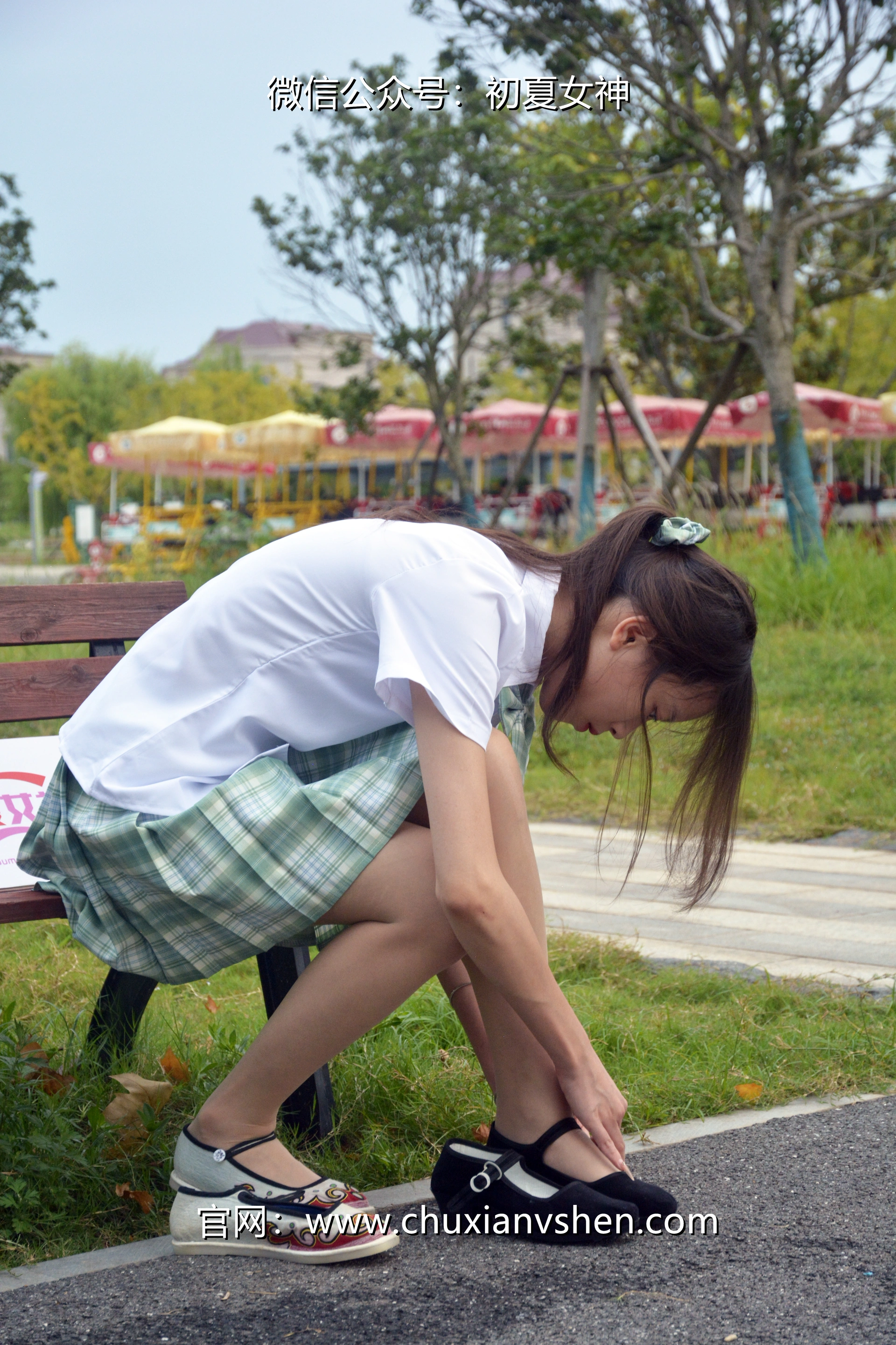 初夏女神 NO.029 情情 绿色JK套[72P+1V／5.02GB]