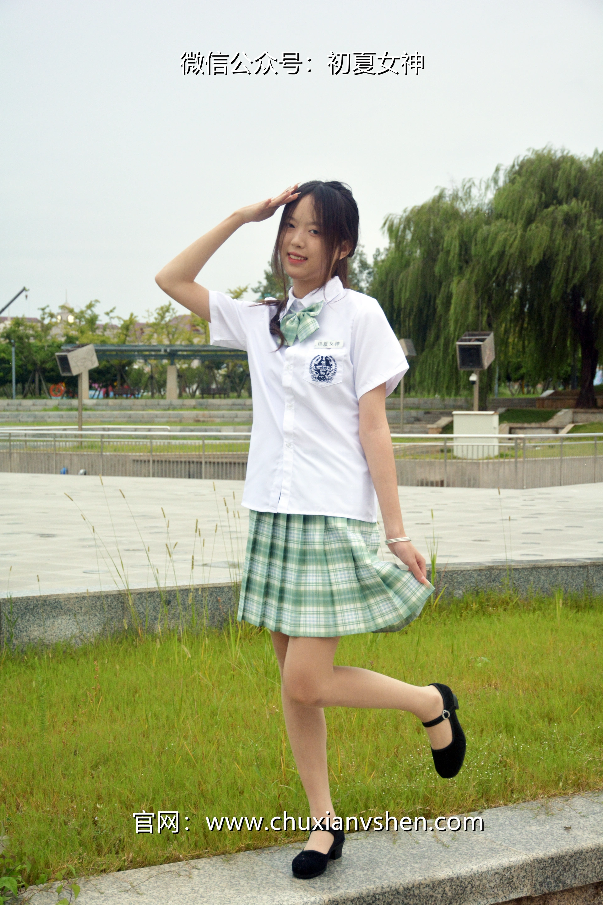 初夏女神 NO.029 情情 绿色JK套[72P+1V／5.02GB]
