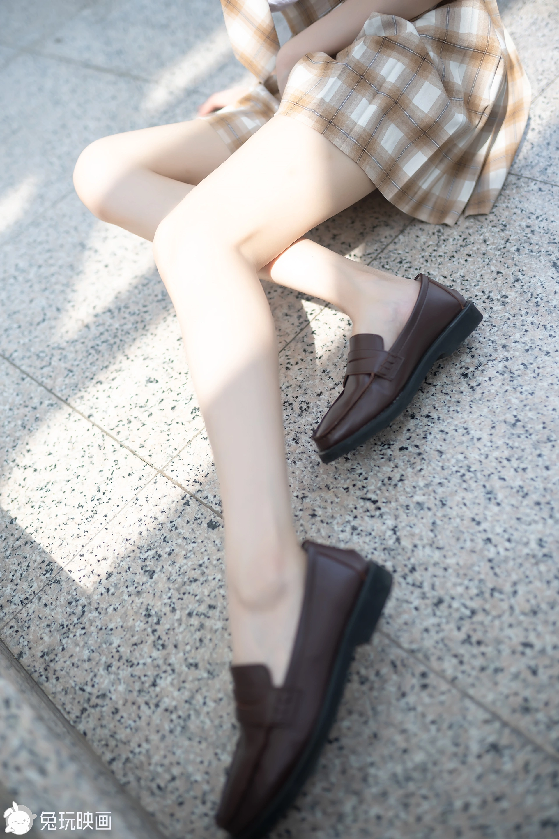 C17.001 超级细的小细腿 [38P-95MB]
