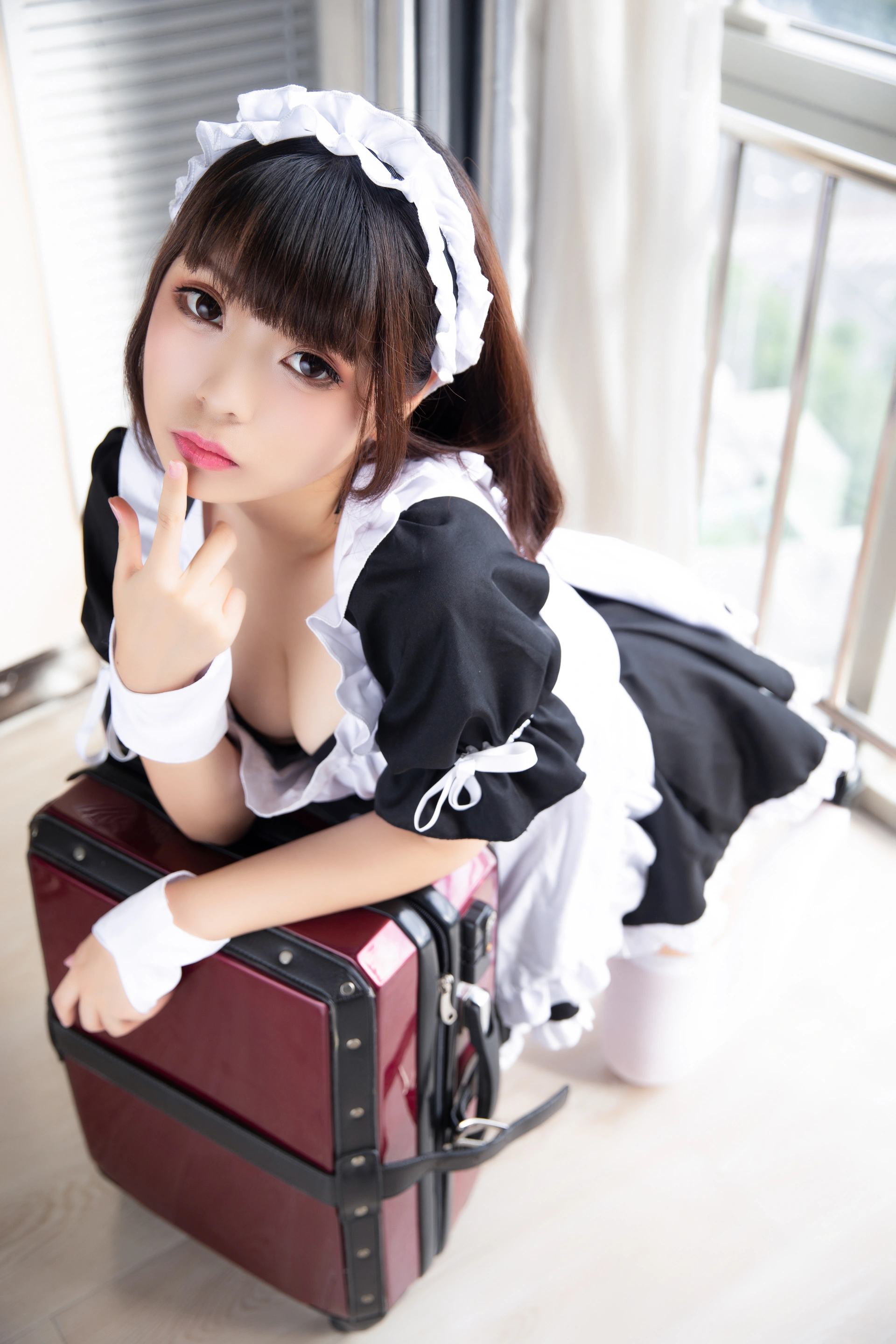 VOL.004 萝莉女仆 [47P-314MB]
