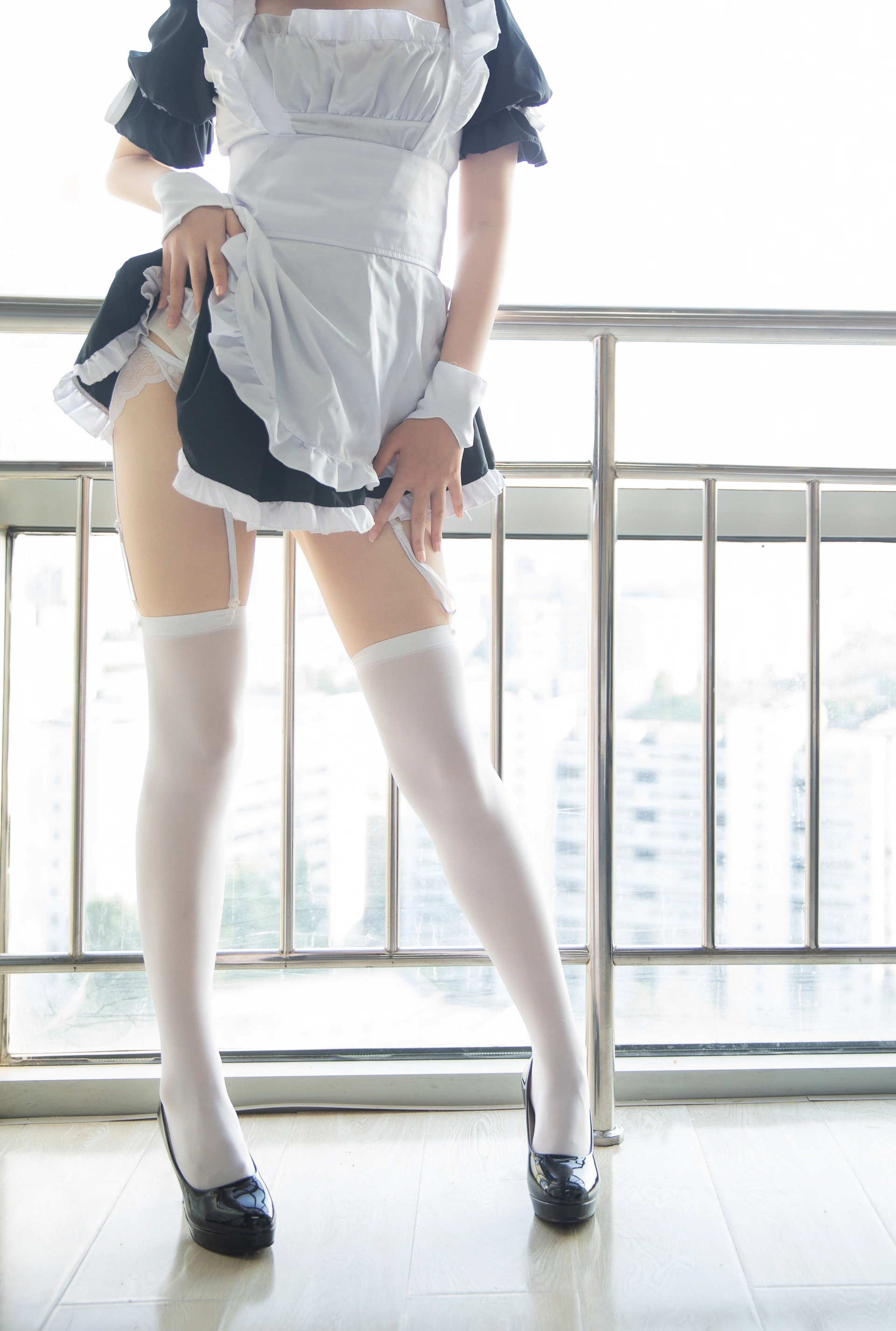 VOL.004 萝莉女仆 [47P-314MB]