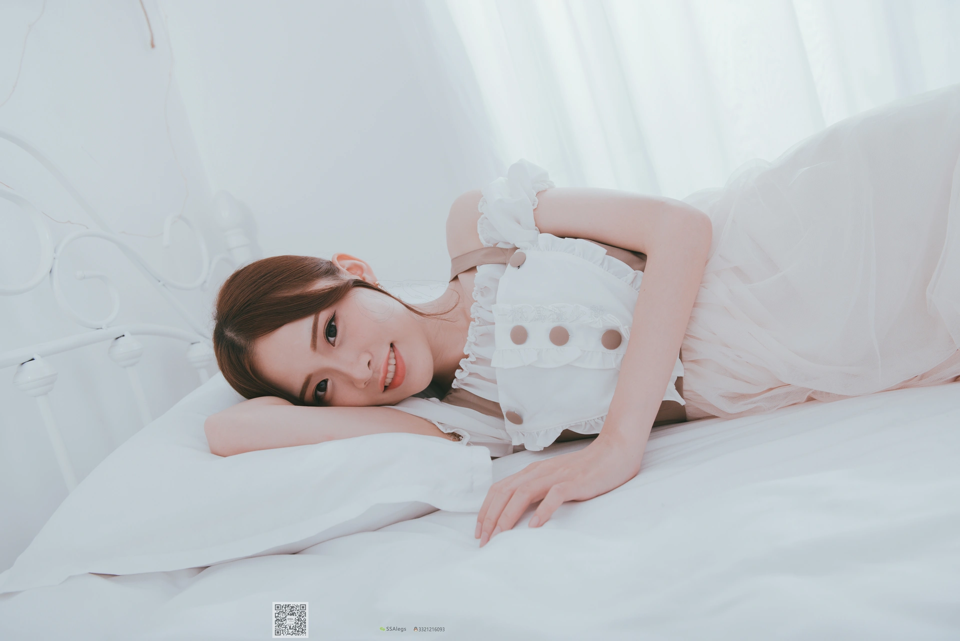 SSA丝社 超清写真 NO.003 我的公主床-肉丝裸足特写[95P／856MB]