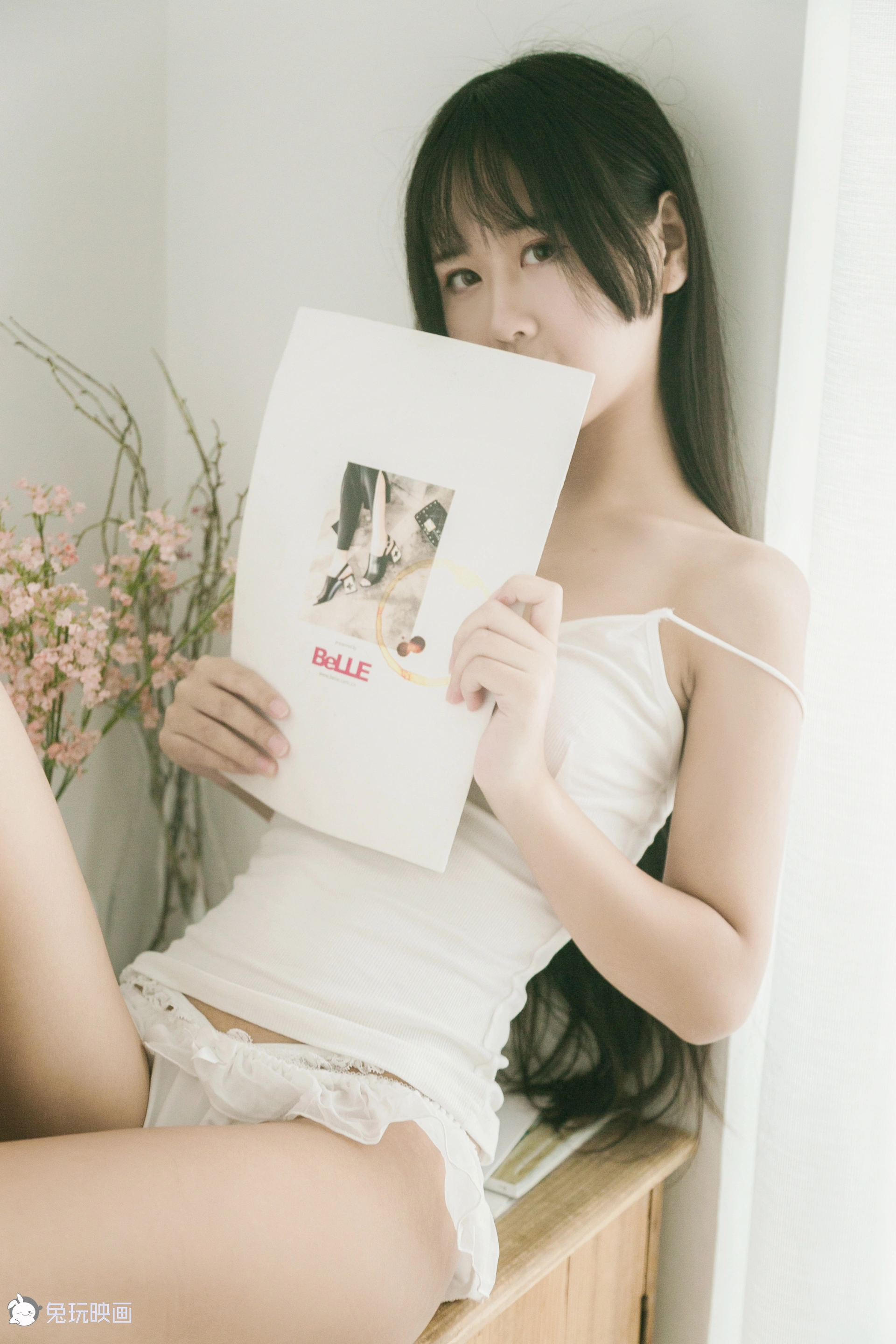 VOL.010 小吊带 [34P-205MB]