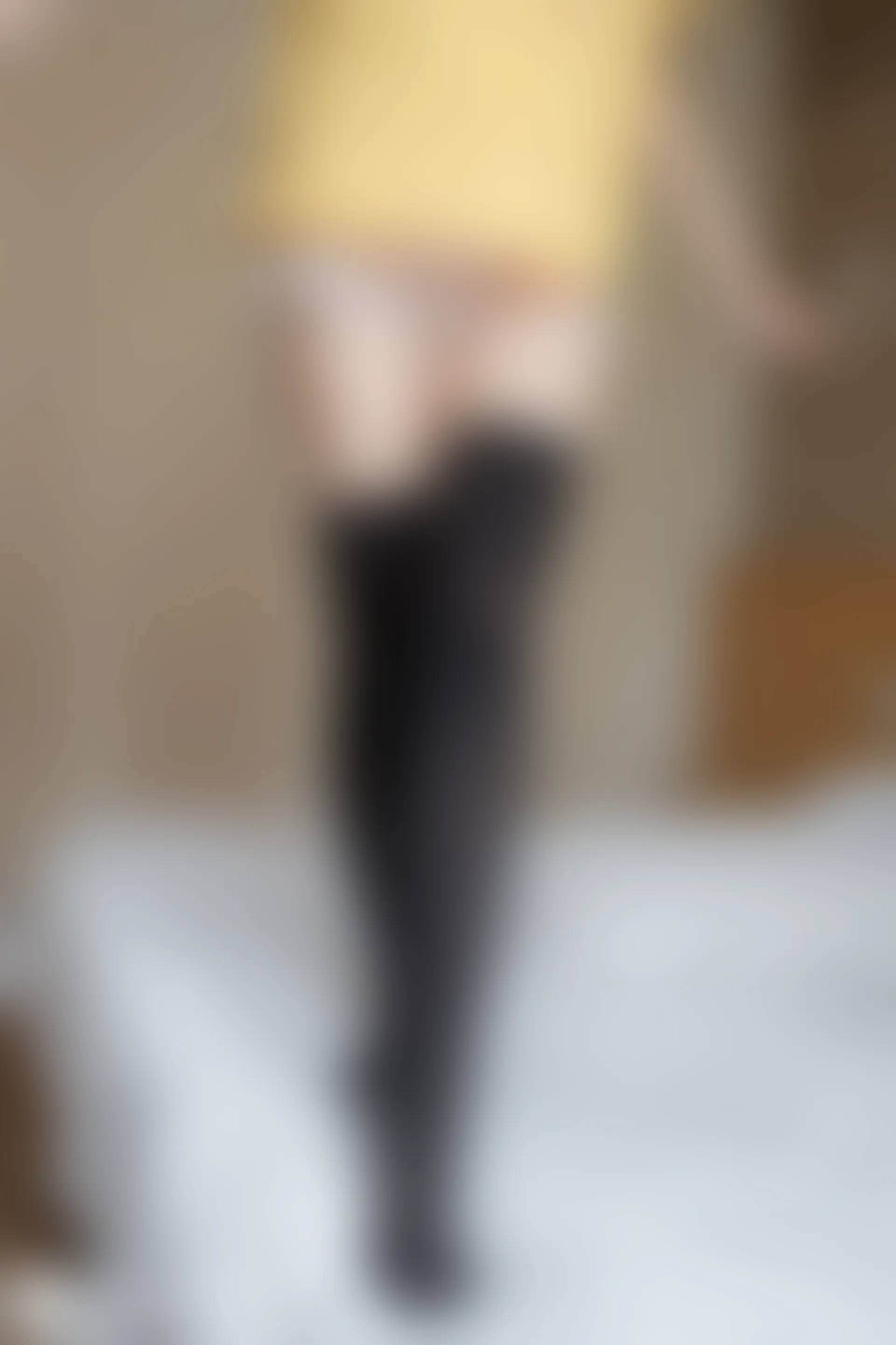 C48.004 黄色T恤衫 [40P-72MB]