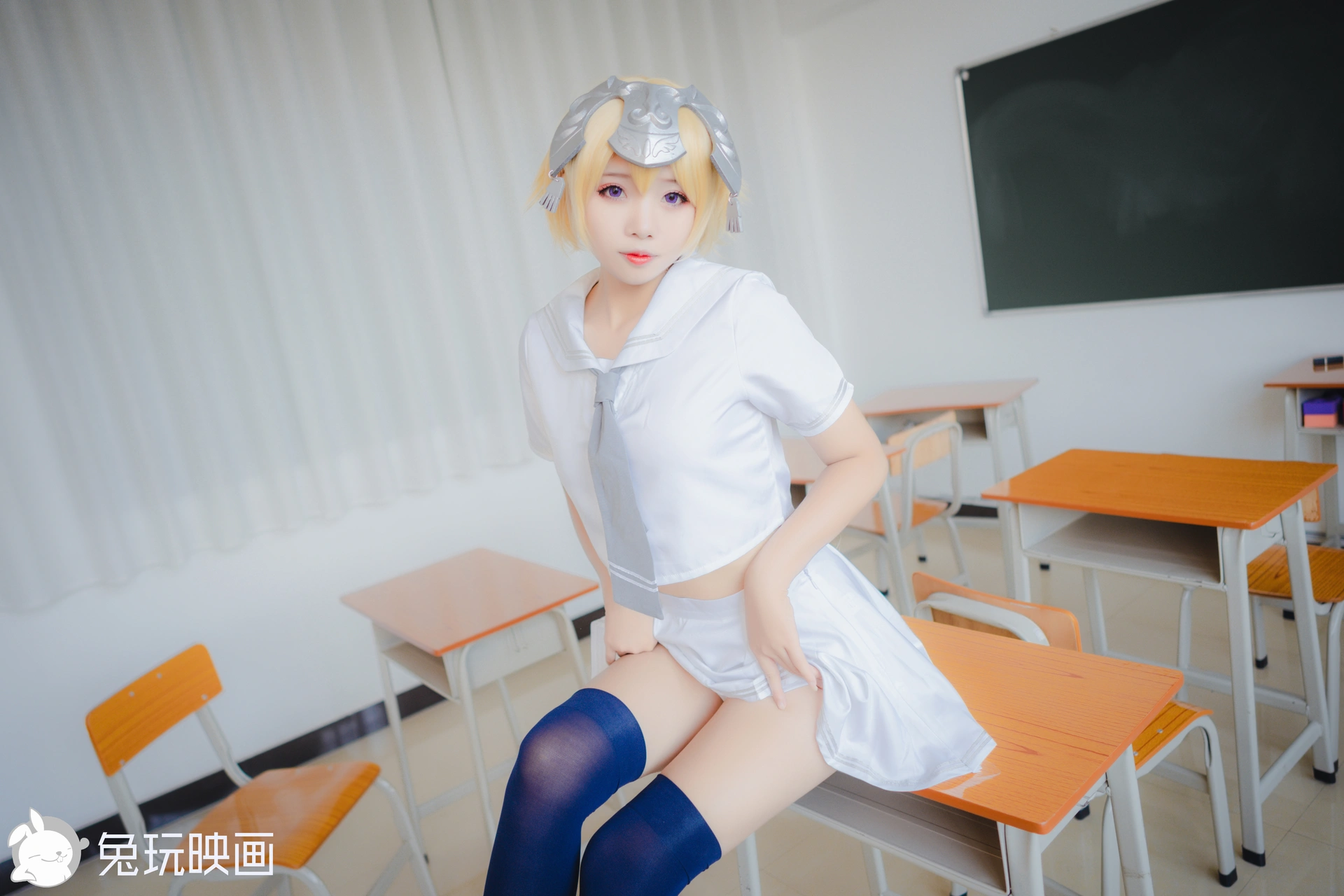 C47.003 白贞制服 [40P-453MB]