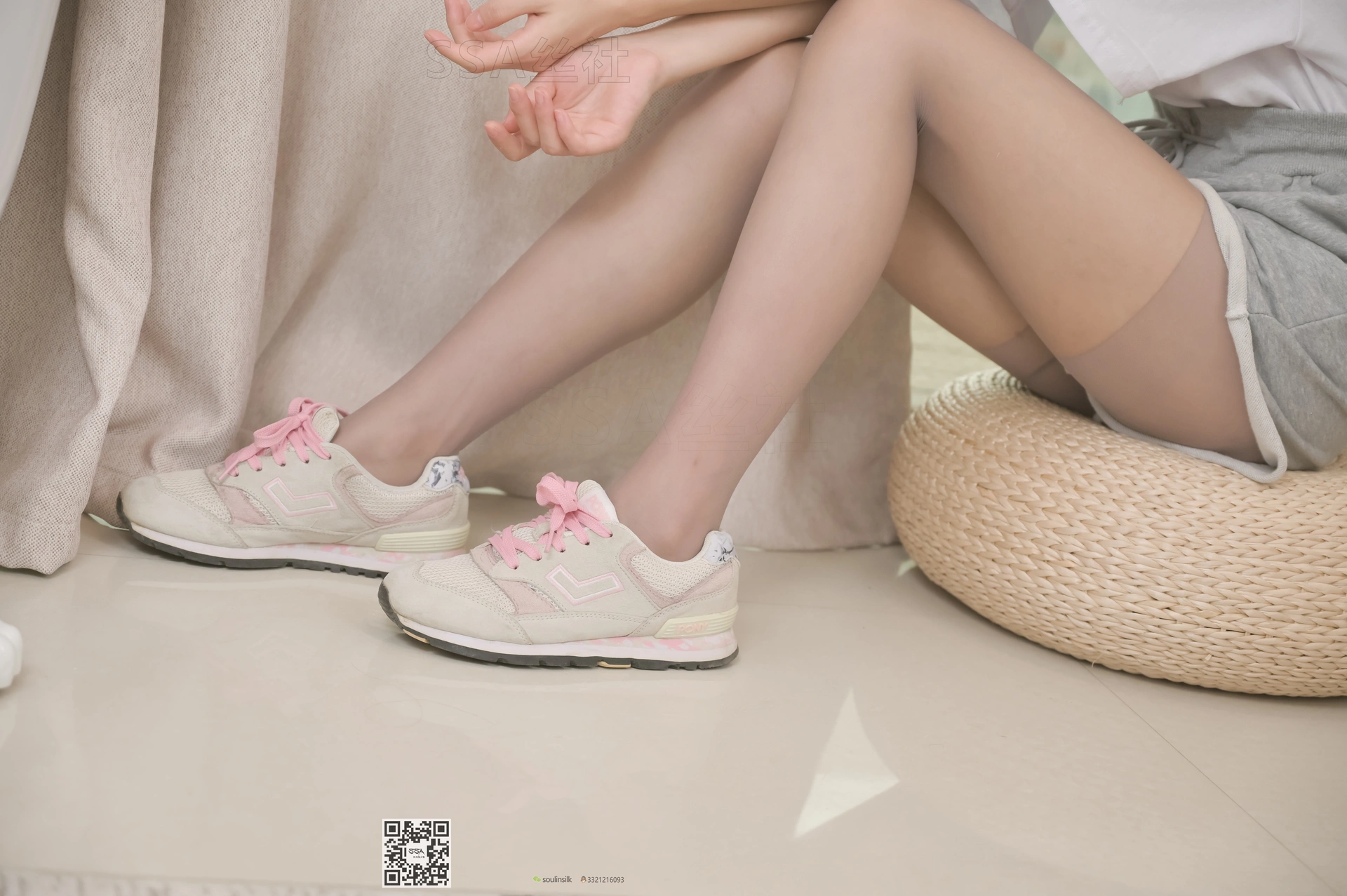 SSA丝社 超清写真 NO.103 丽萍 腿模丽萍，每个角度都有不一样的她[168P-1.26GB]