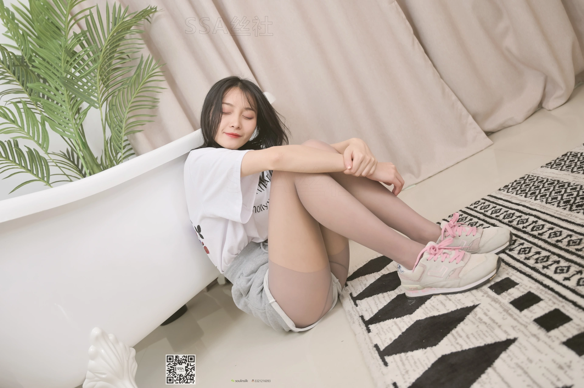 SSA丝社 超清写真 NO.103 丽萍 腿模丽萍，每个角度都有不一样的她[168P-1.26GB]