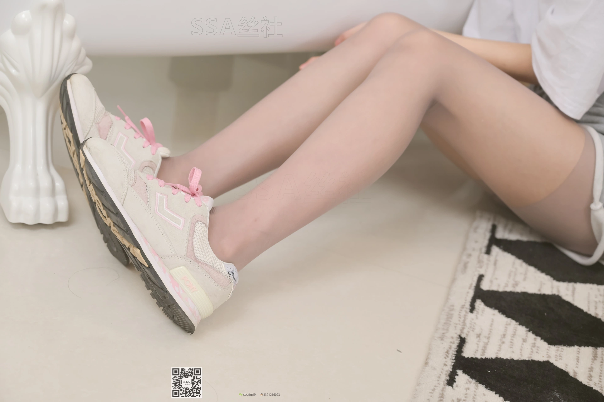 SSA丝社 超清写真 NO.103 丽萍 腿模丽萍，每个角度都有不一样的她[168P-1.26GB]