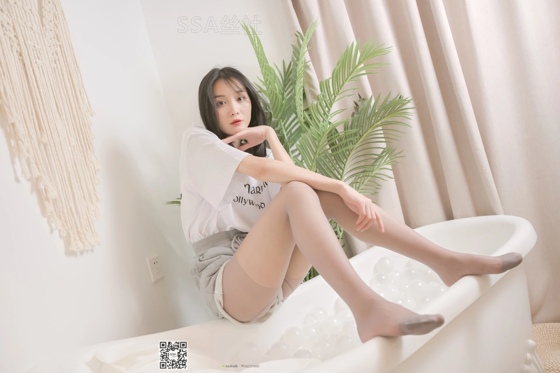 SSA丝社 超清写真 NO.103 丽萍 腿模丽萍，每个角度都有不一样的她[168P-1.26GB]