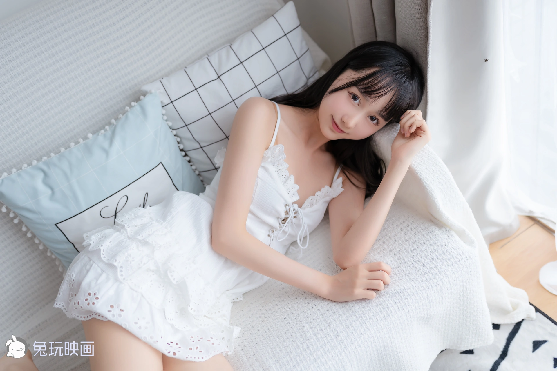 VOL.042 白衣少女 [40P-154MB]